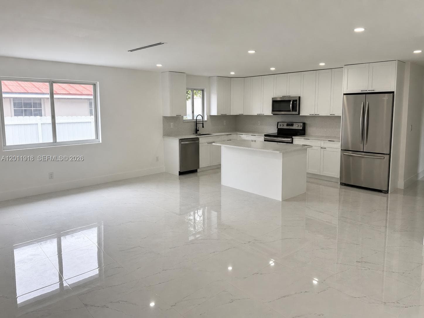 3536 NW 14th Ter, Miami, FL 33125 — zdjęcie 5