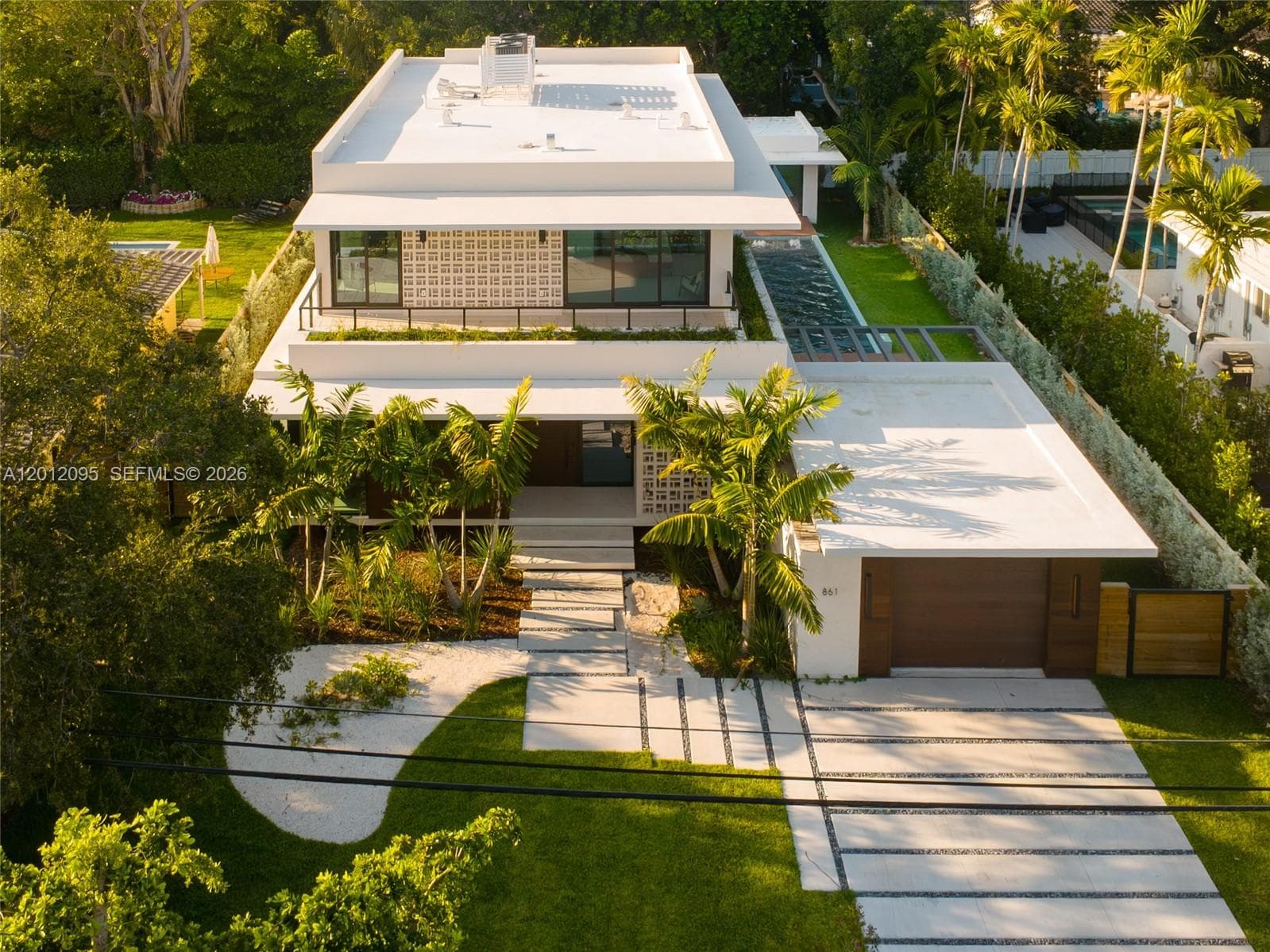 861 NE 91st Ter, Miami Shores, FL 33138 — zdjęcie 2