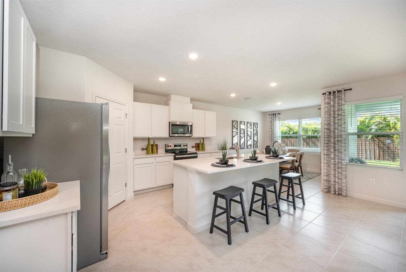 1174 SW Broadview Street, Port St. Lucie, FL 34983 — zdjęcie 3