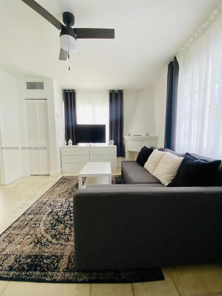 1526 Pennsylvania Ave # 20, Miami Beach, FL 33139 — zdjęcie 4