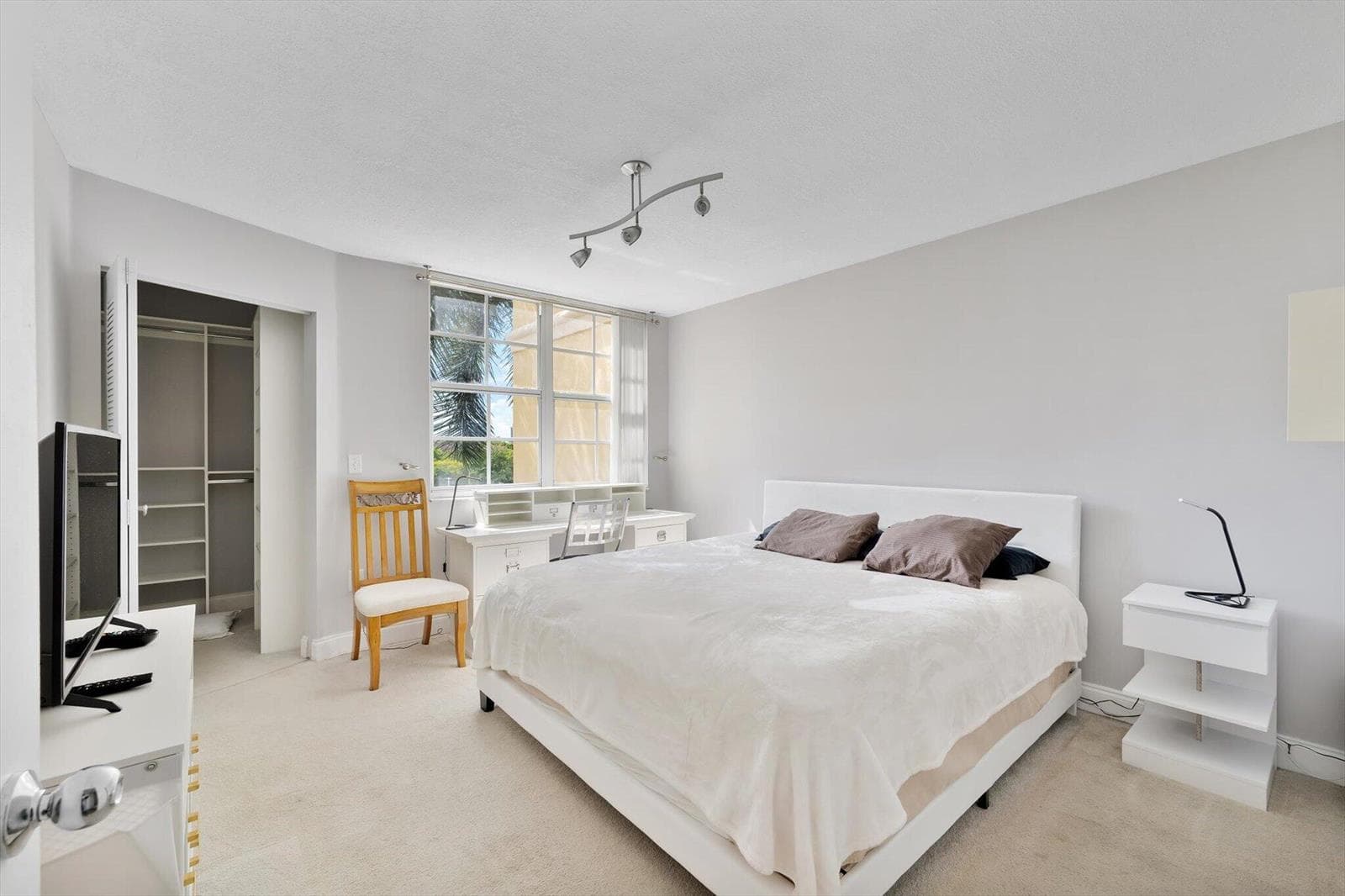 19601 E Country Club Drive # 7505, Aventura, FL 33180 — zdjęcie 5
