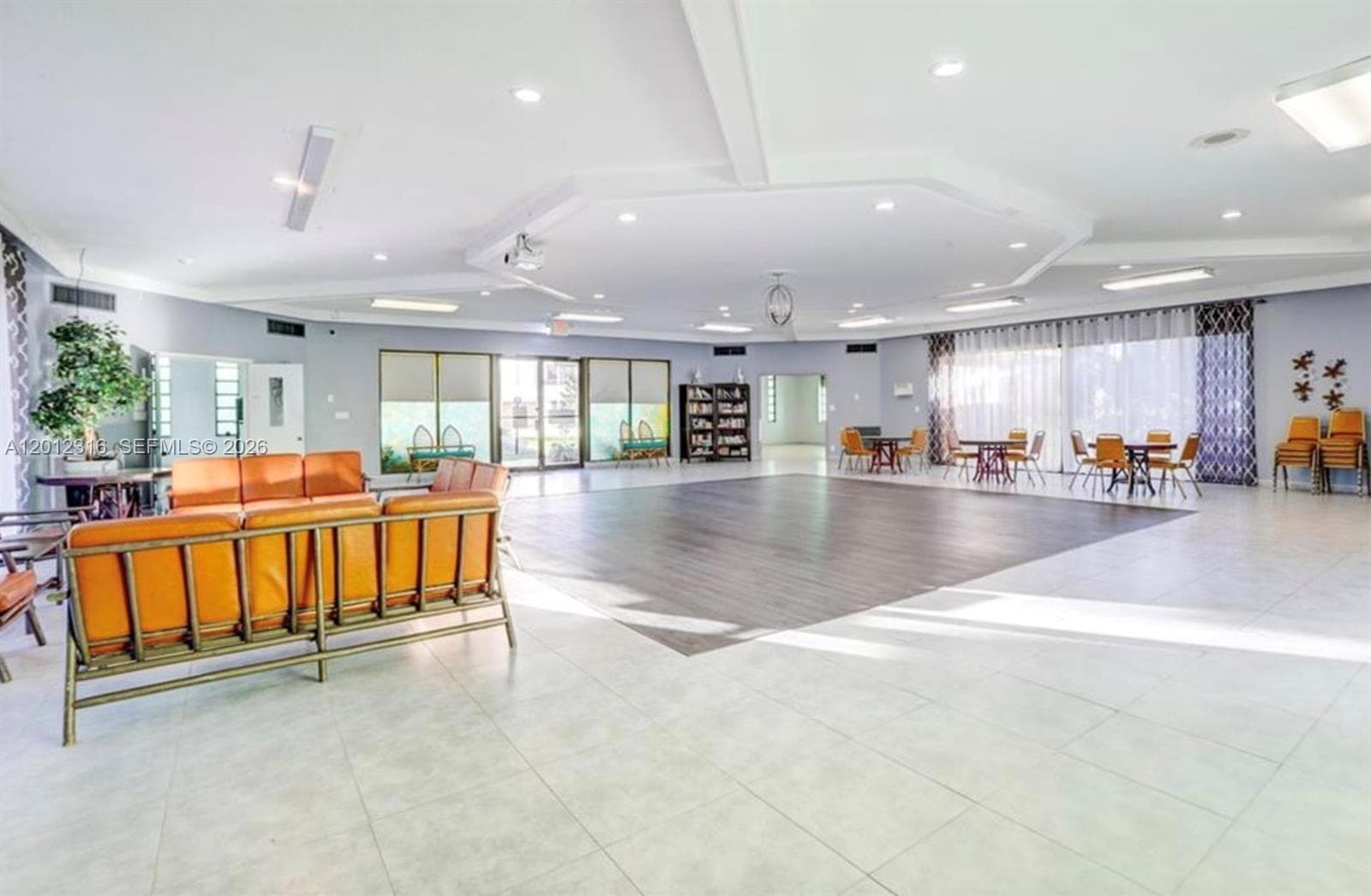 5031 W Oakland Park Blvd # 204, Lauderdale Lakes, FL 33313 — zdjęcie 4