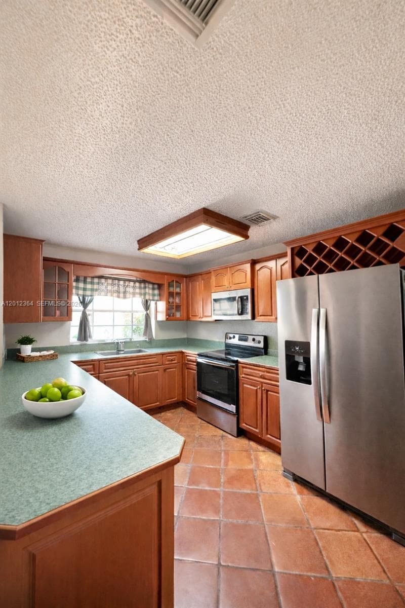1045 NW 126th Pl, Miami, FL 33182 — zdjęcie 3
