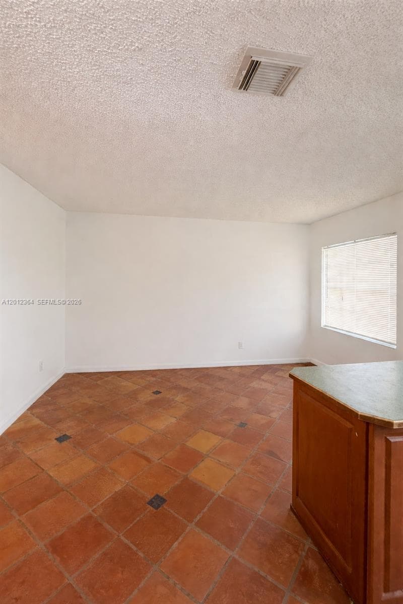 1045 NW 126th Pl, Miami, FL 33182 — zdjęcie 5