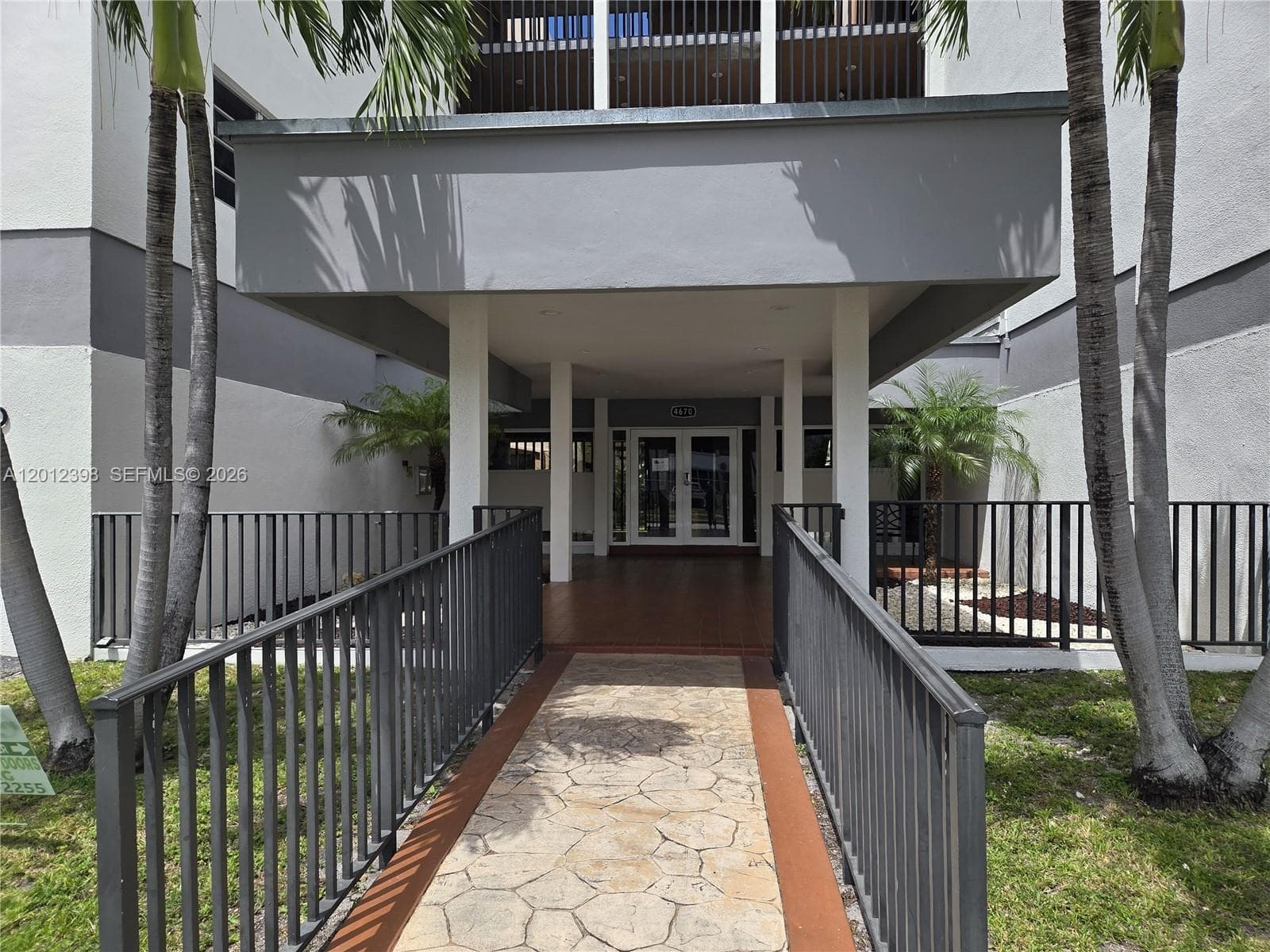 4670 W 13th Ln # 507, Hialeah, FL 33012 — zdjęcie 2