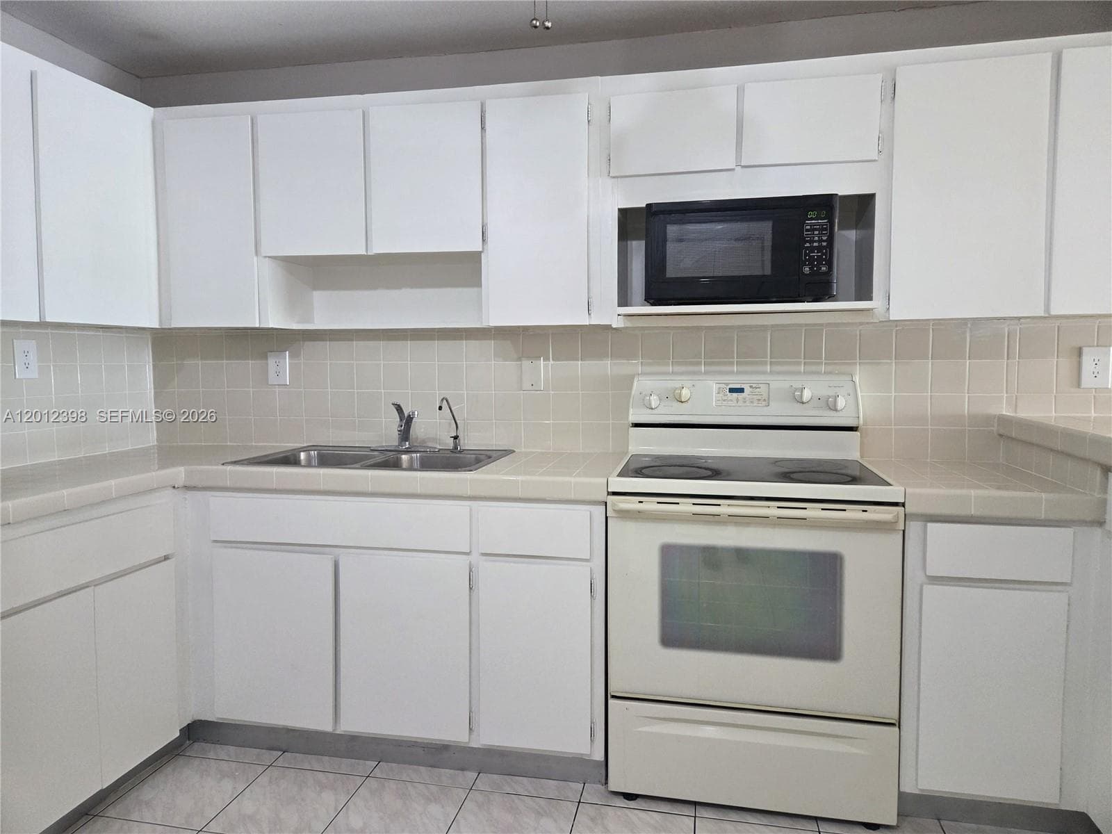 4670 W 13th Ln # 507, Hialeah, FL 33012 — zdjęcie 3