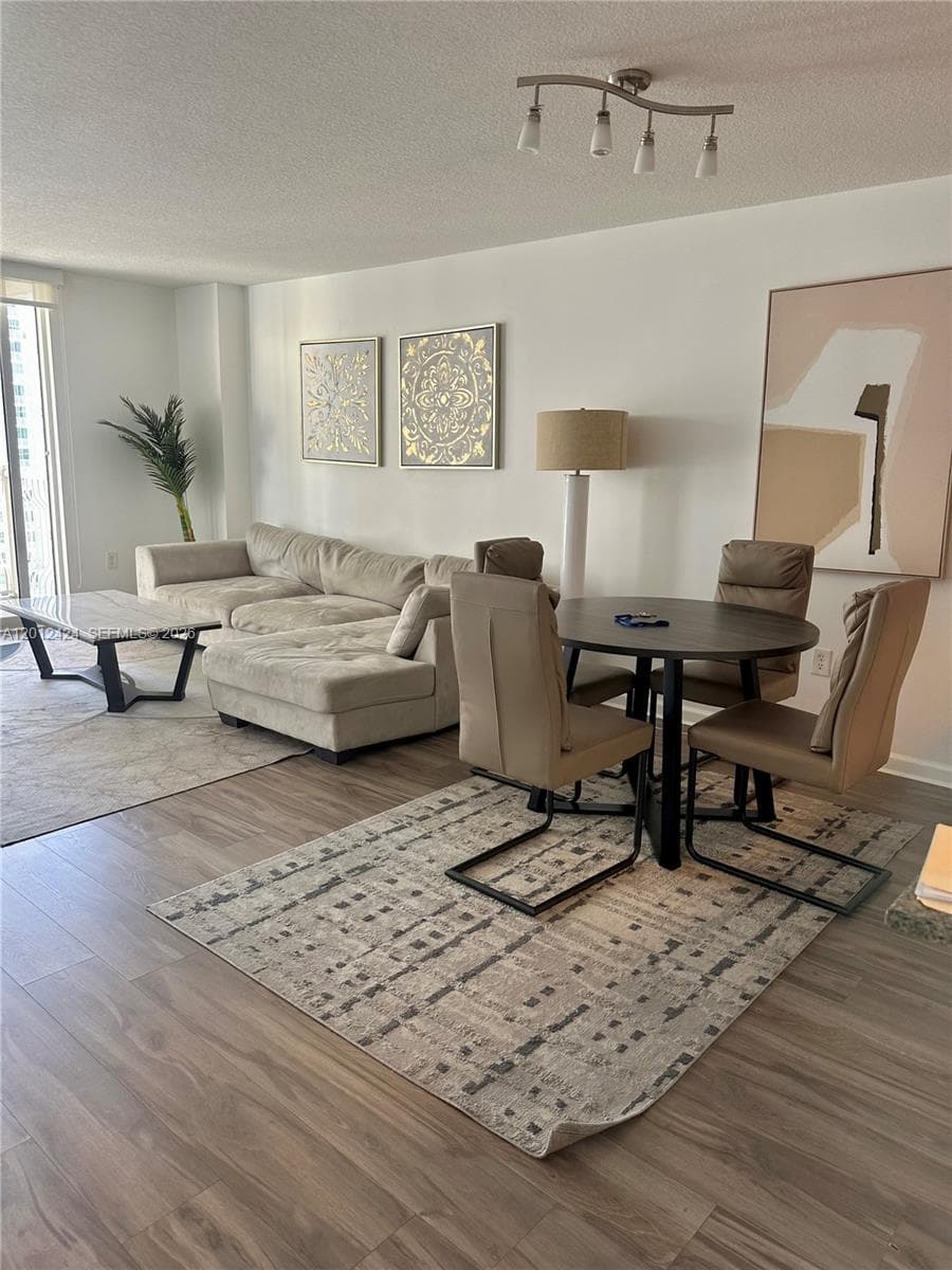 1200 Brickell Bay Dr # 2304, Miami, FL 33131 — zdjęcie 2