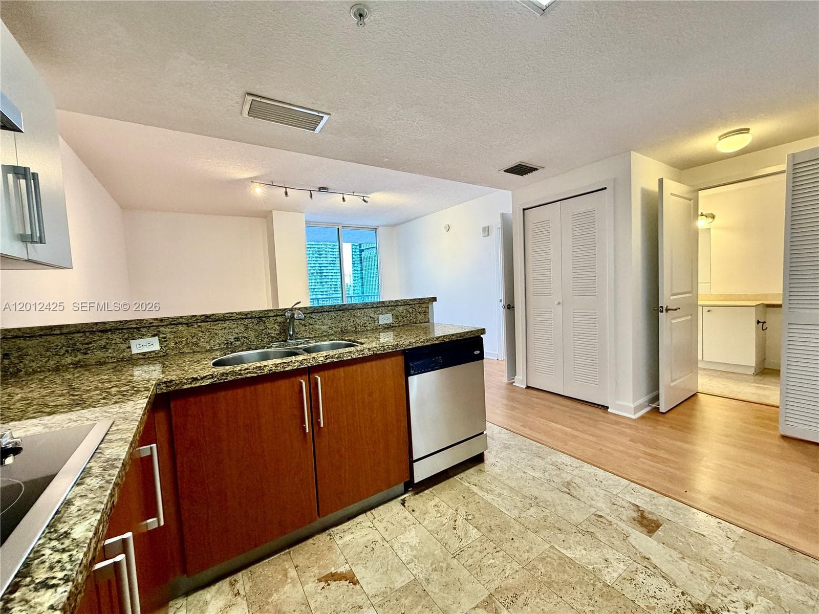 170 SE 14th St # 2906, Miami, FL 33131 — zdjęcie 4