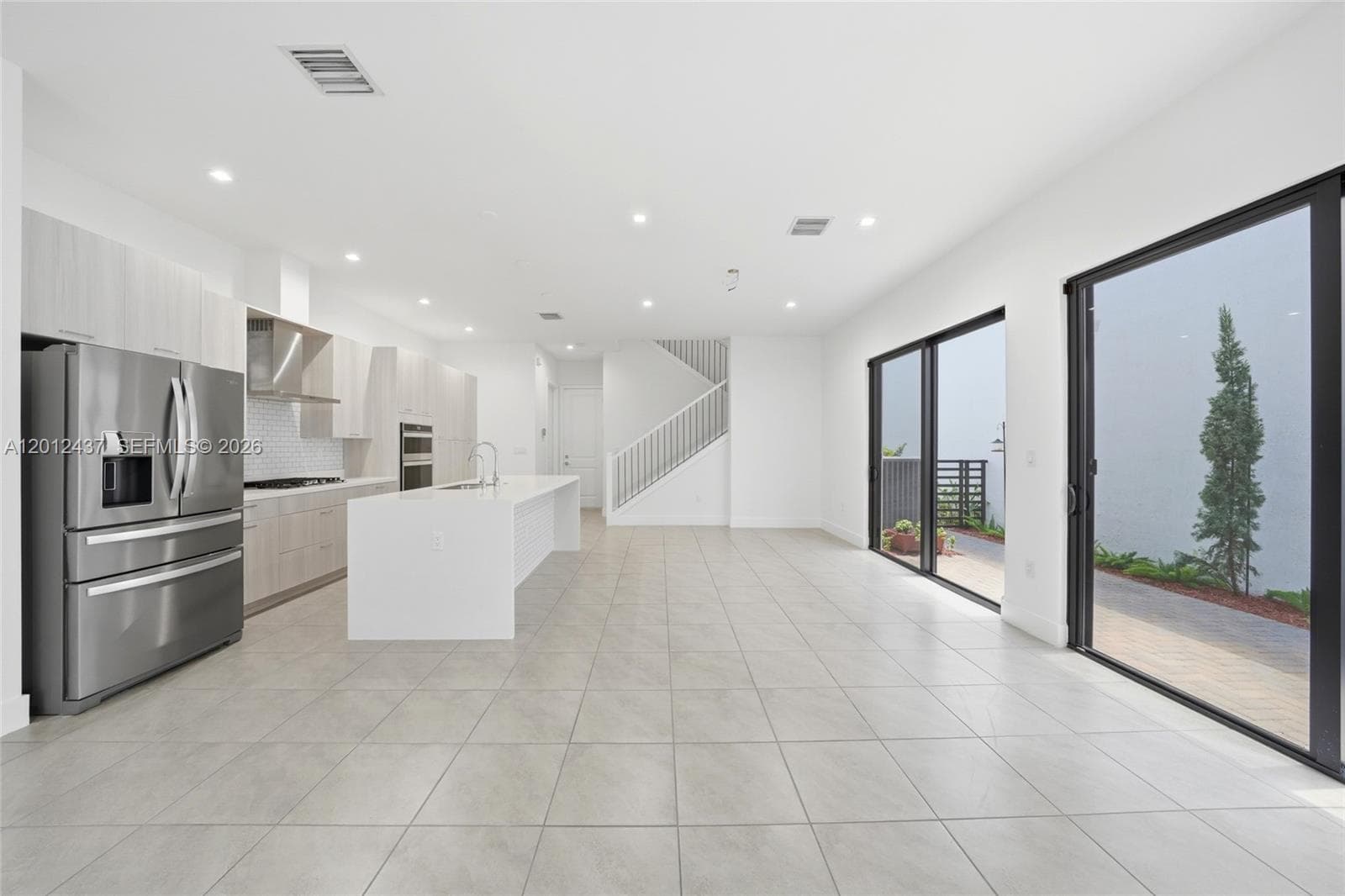 4356 NW 80th Ave, Doral, FL 33166 — zdjęcie 4