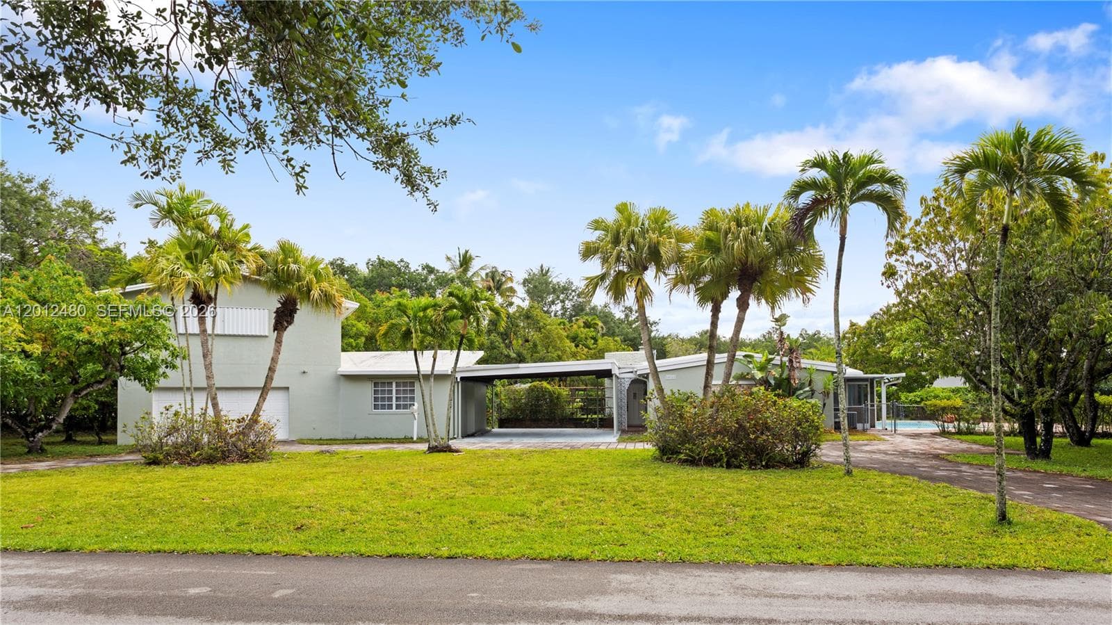 10851 SW 68th Ave, Pinecrest, FL 33156