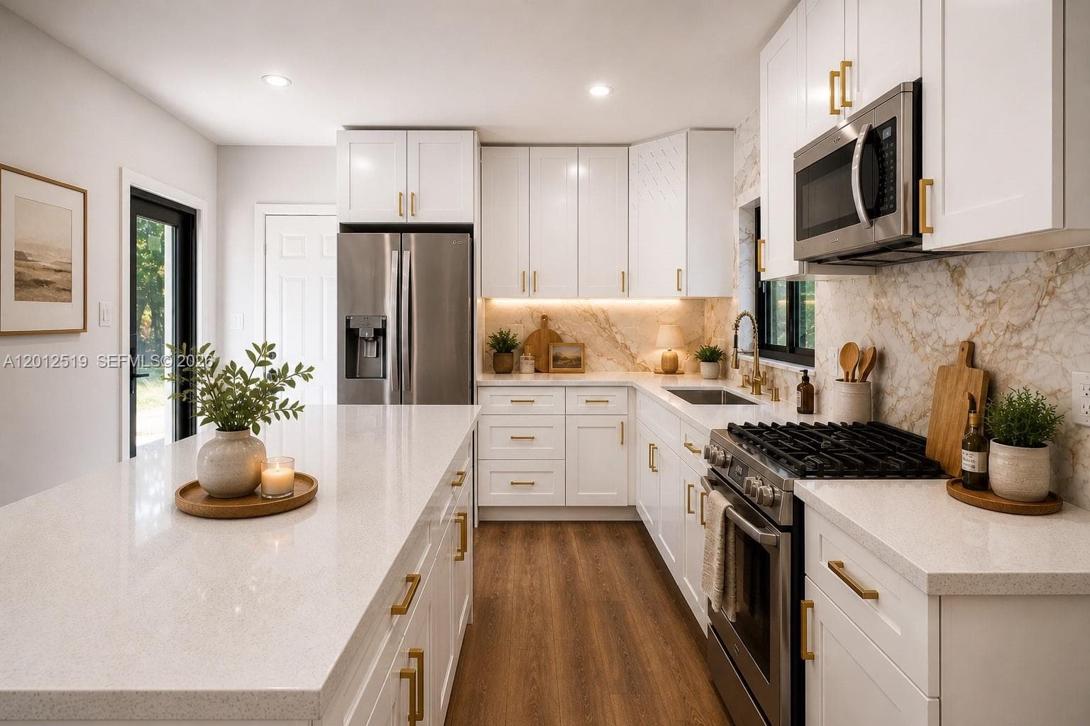 220 NW 144th St, Miami, FL 33168 — zdjęcie 2