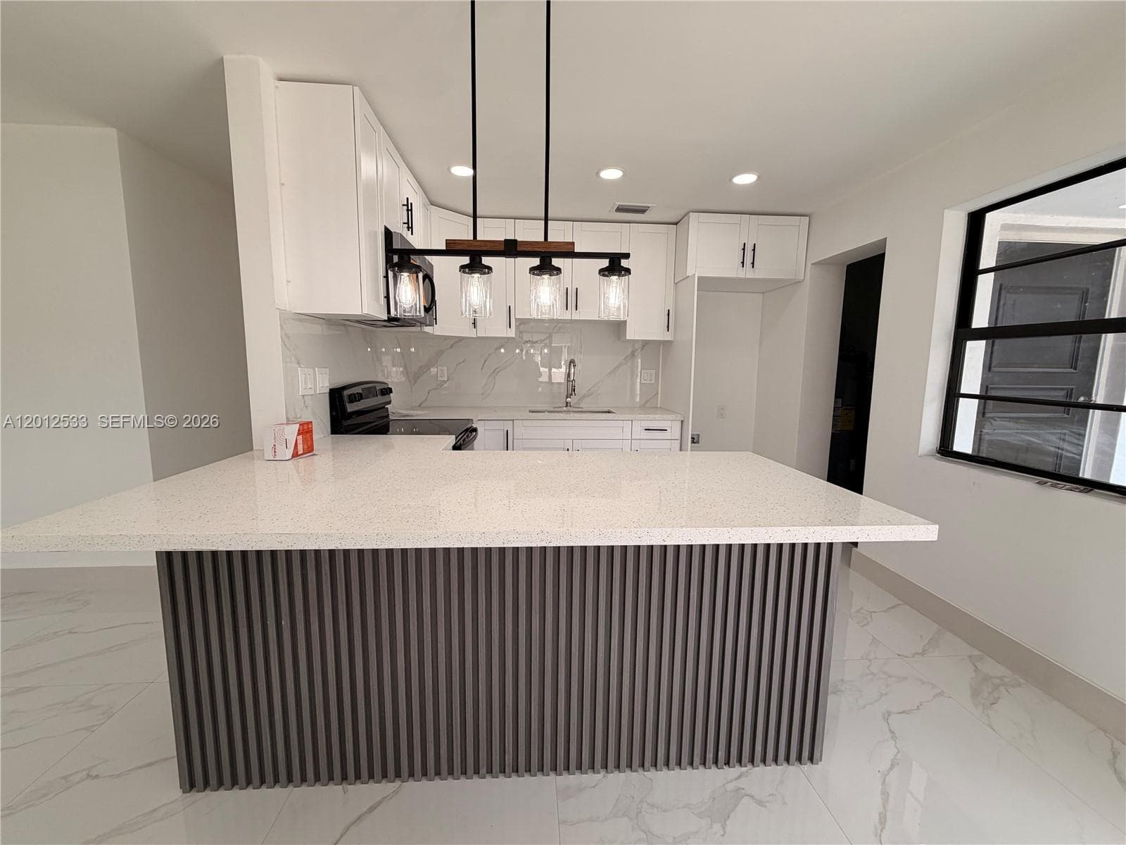 7600 Venetian St, Miramar, FL 33023 — zdjęcie 4