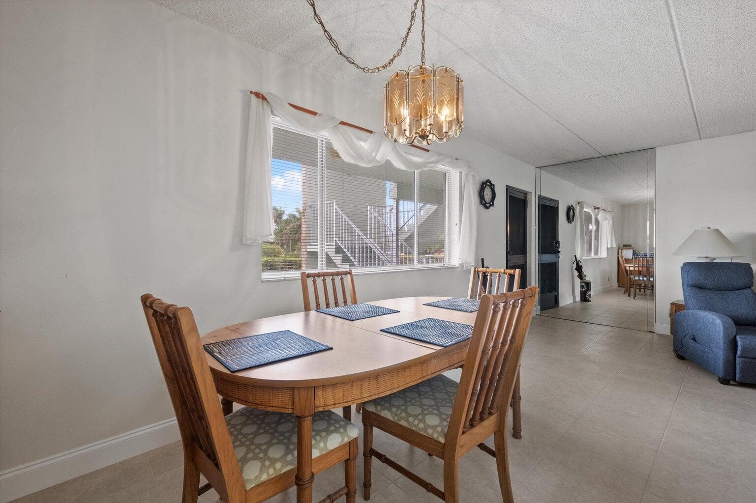 3300 Springdale Boulevard # 202, Palm Springs, FL 33461 — zdjęcie 4