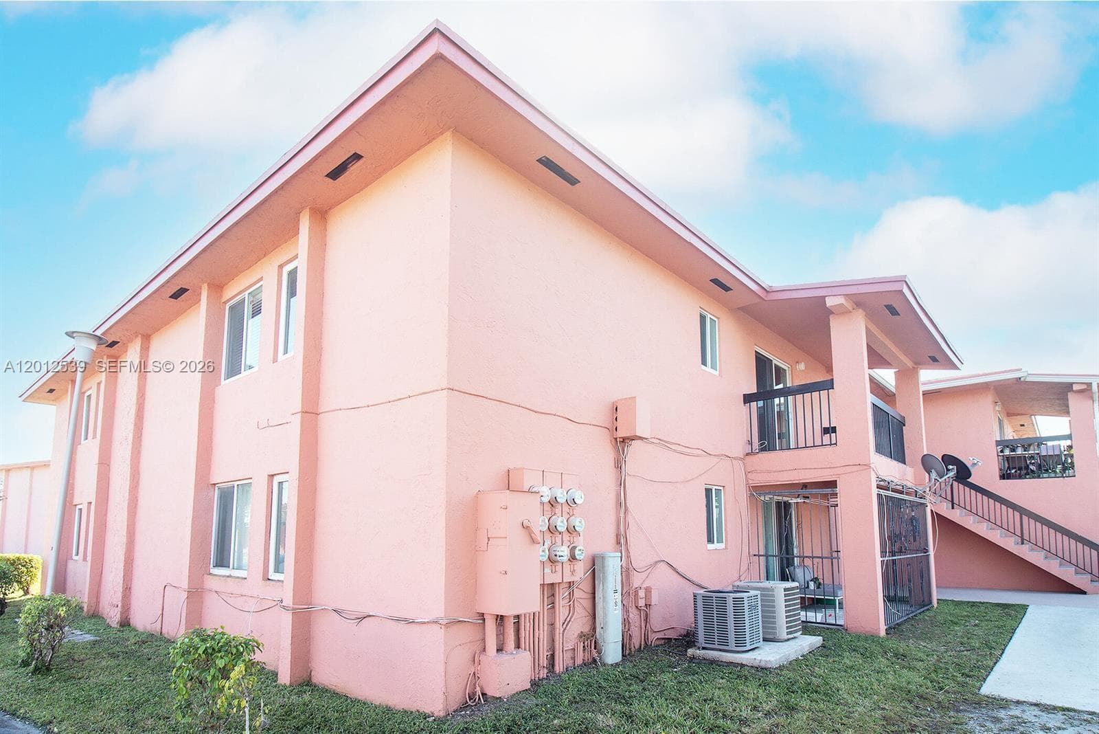 2020 NW 119th St # 1121, Miami, FL 33167 — zdjęcie 2