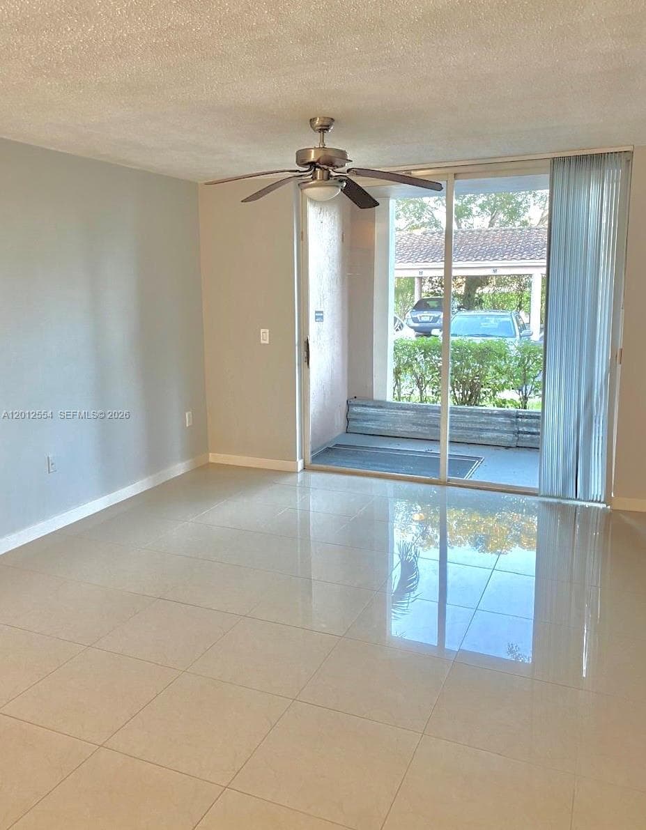 12118 Saint Andrews Pl # 107, Miramar, FL 33025 — zdjęcie 3