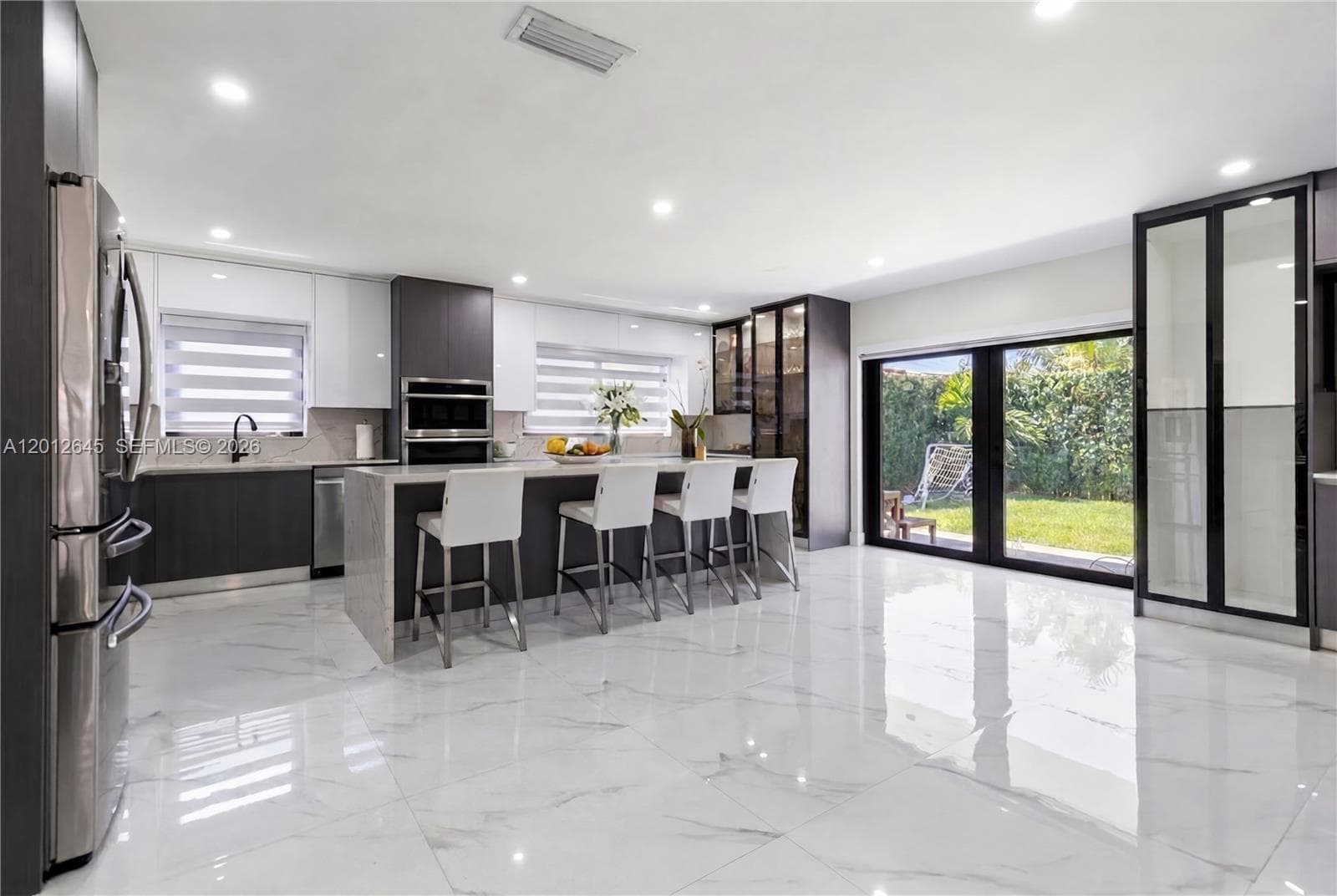 1549 Zuleta Ave, Coral Gables, FL 33146 — zdjęcie 5