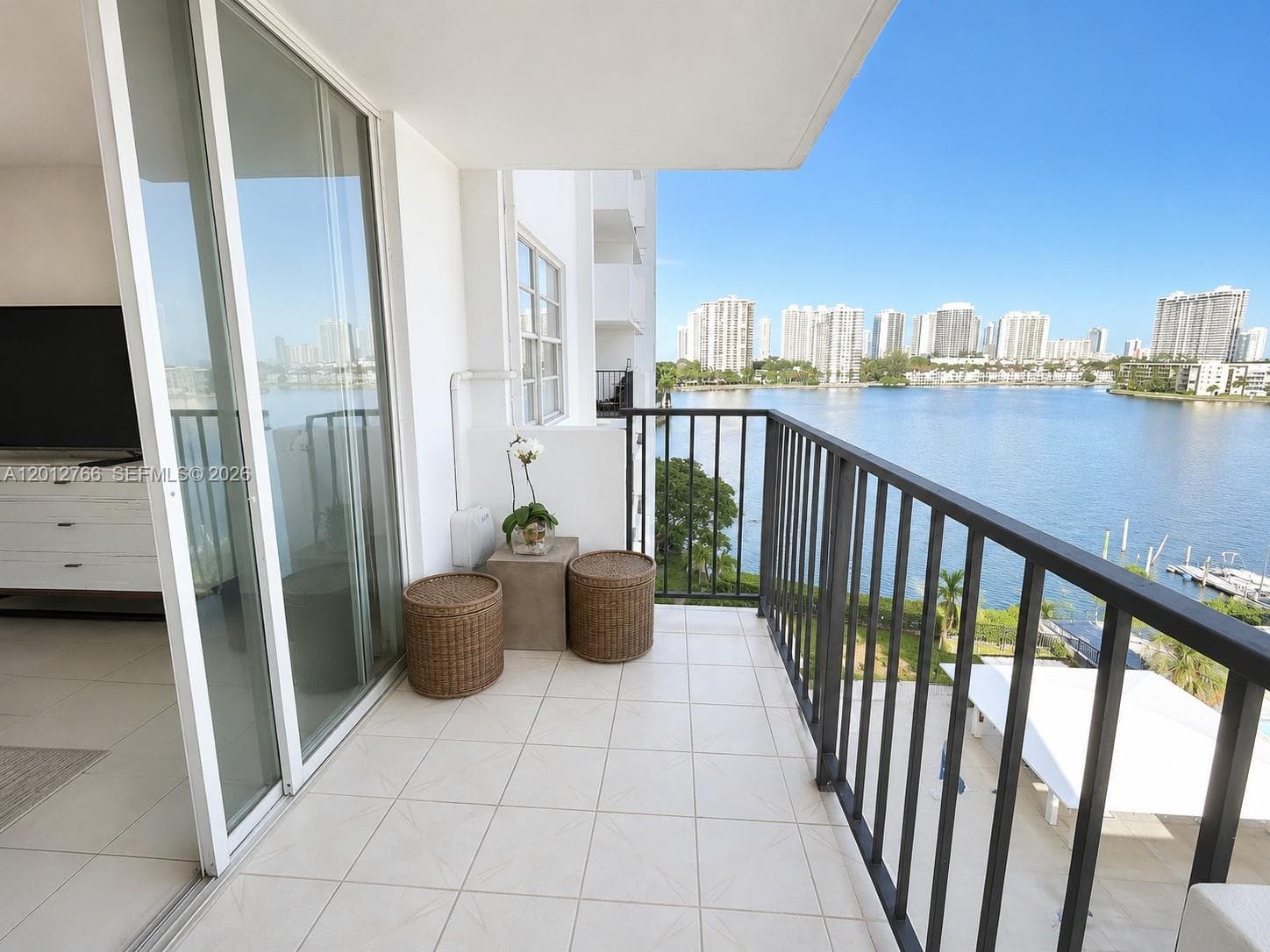 2780 NE 183rd St # 710, Aventura, FL 33160 — zdjęcie 4