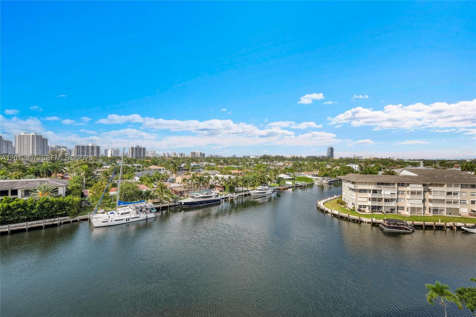 401 Golden Isles Dr # 712, Hallandale Beach, FL 33009