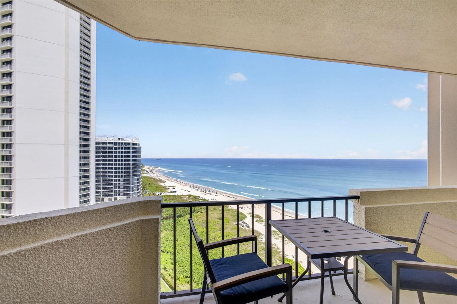 2800 N Ocean Drive # A-19c, Riviera Beach, FL 33404 — zdjęcie 2