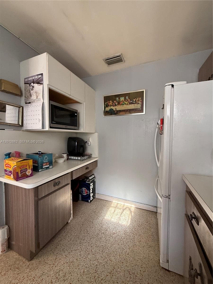 399 W 12th St, Hialeah, FL 33010 — zdjęcie 2