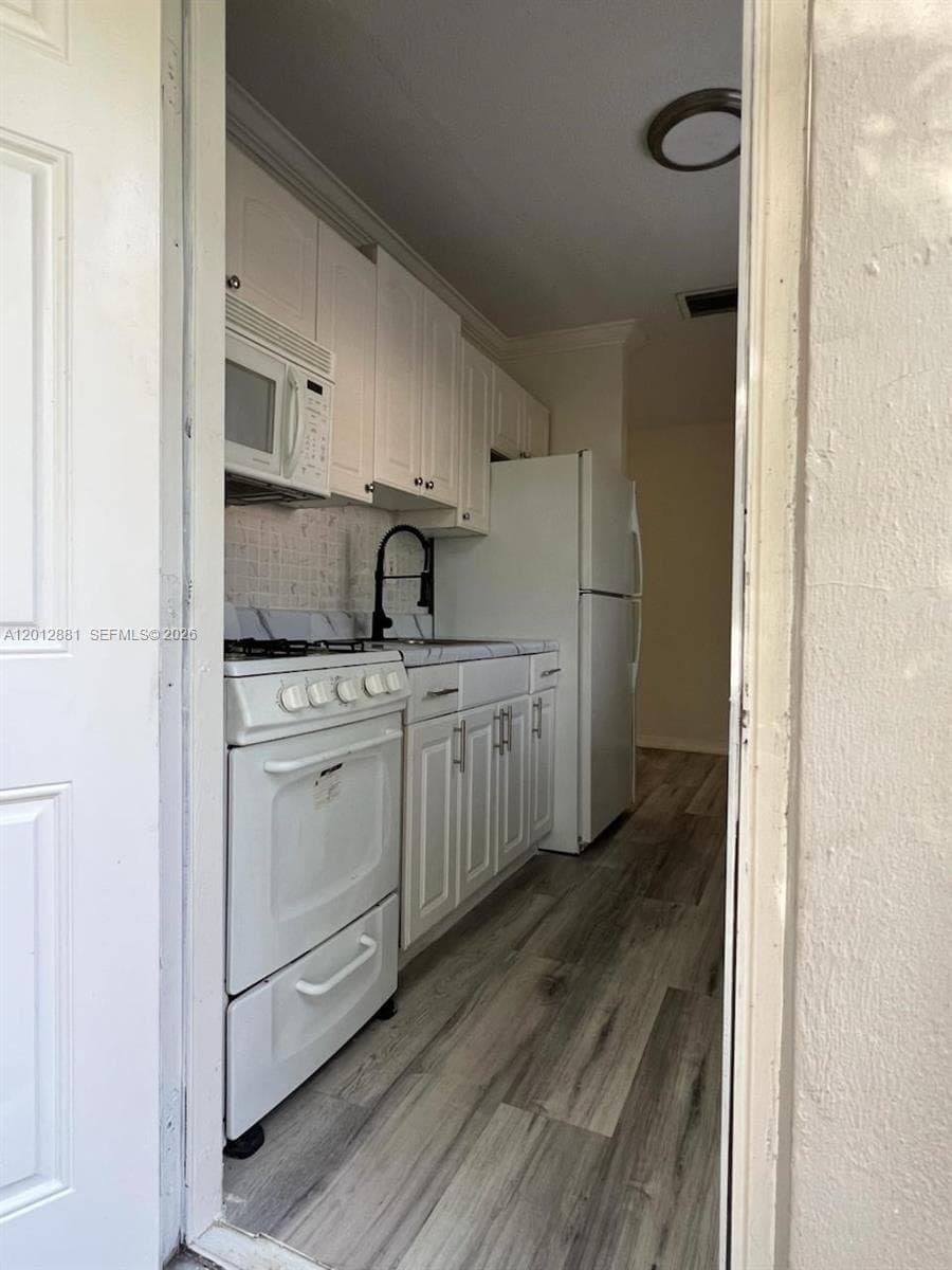 915 N 19th Ave, Hollywood, FL 33020 — zdjęcie 5