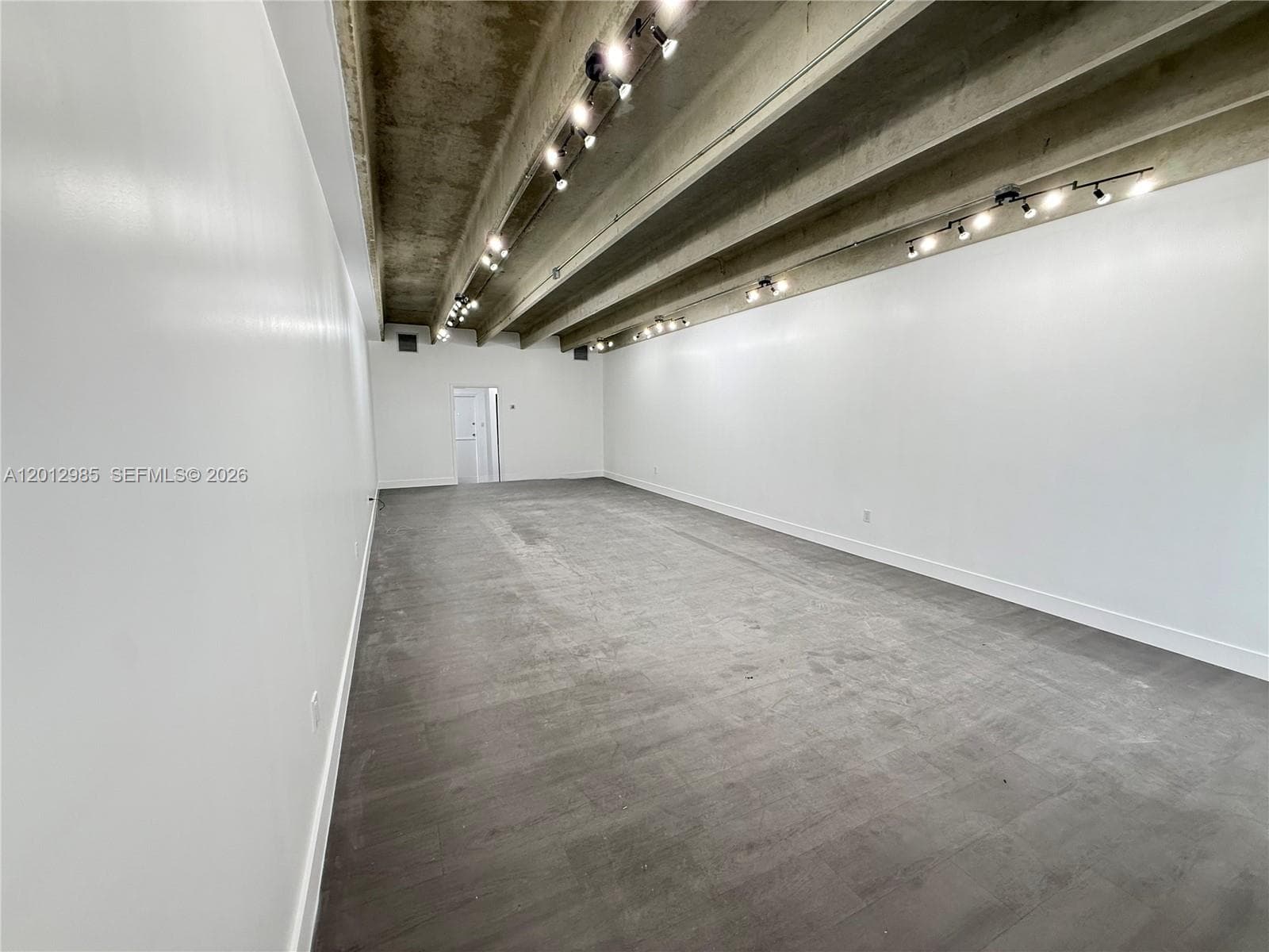 510 NE 167th St # 510, Miami, FL 33162 — zdjęcie 2