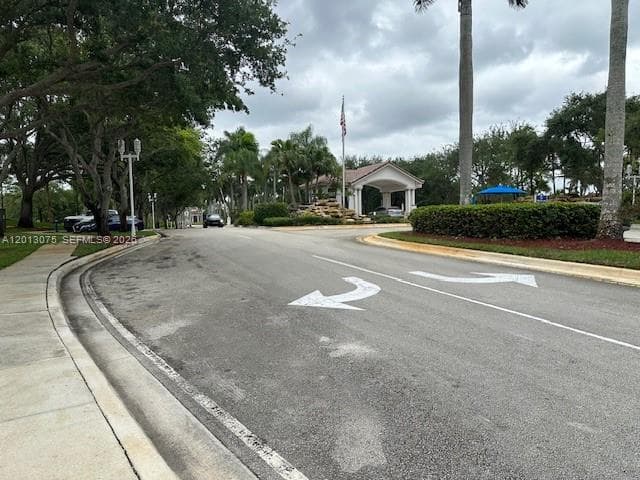 17110 NW 10th St, Pembroke Pines, FL 33028 — zdjęcie 3