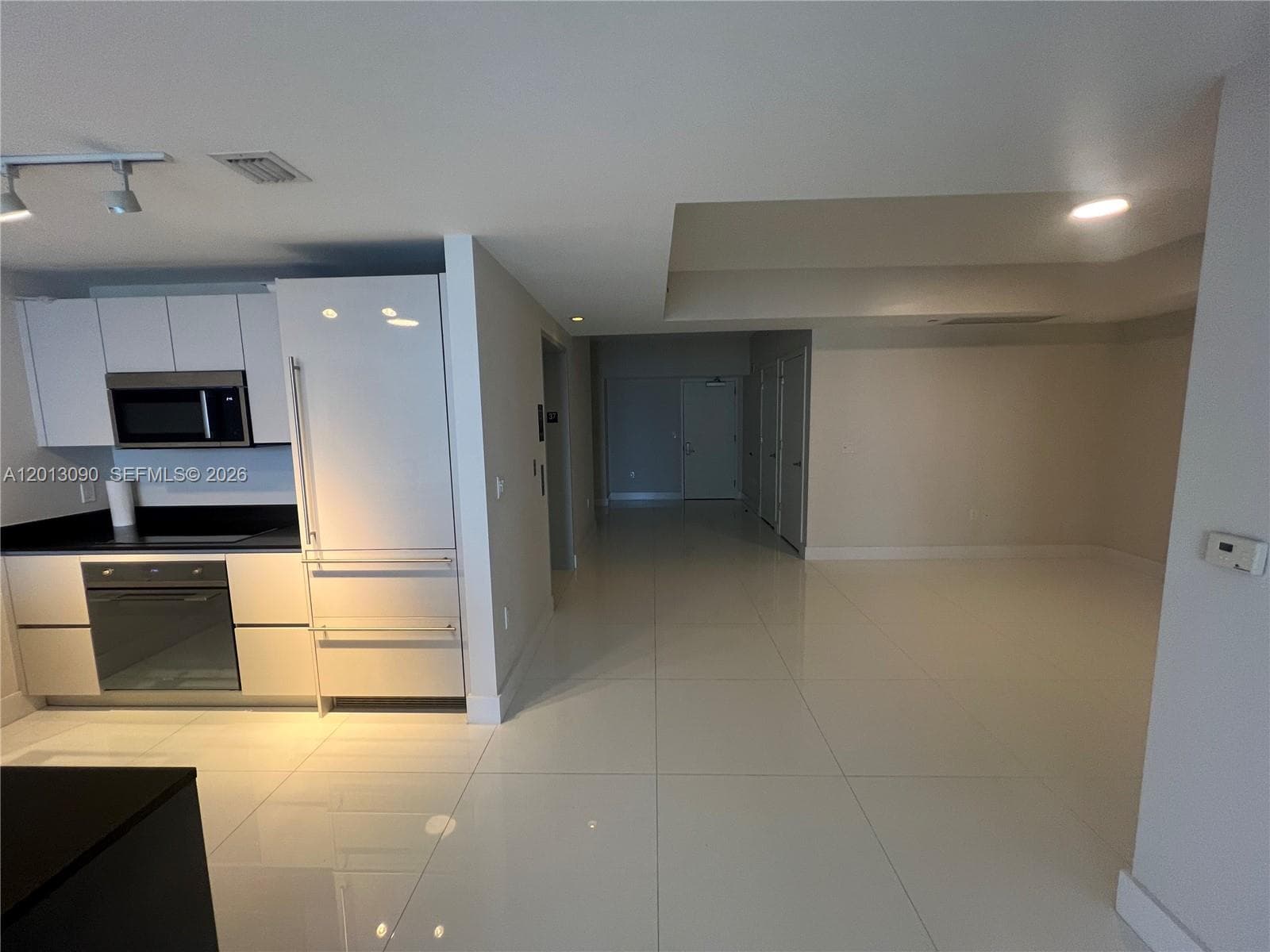 1010 Brickell Ave # 3704, Miami, FL 33131 — zdjęcie 3
