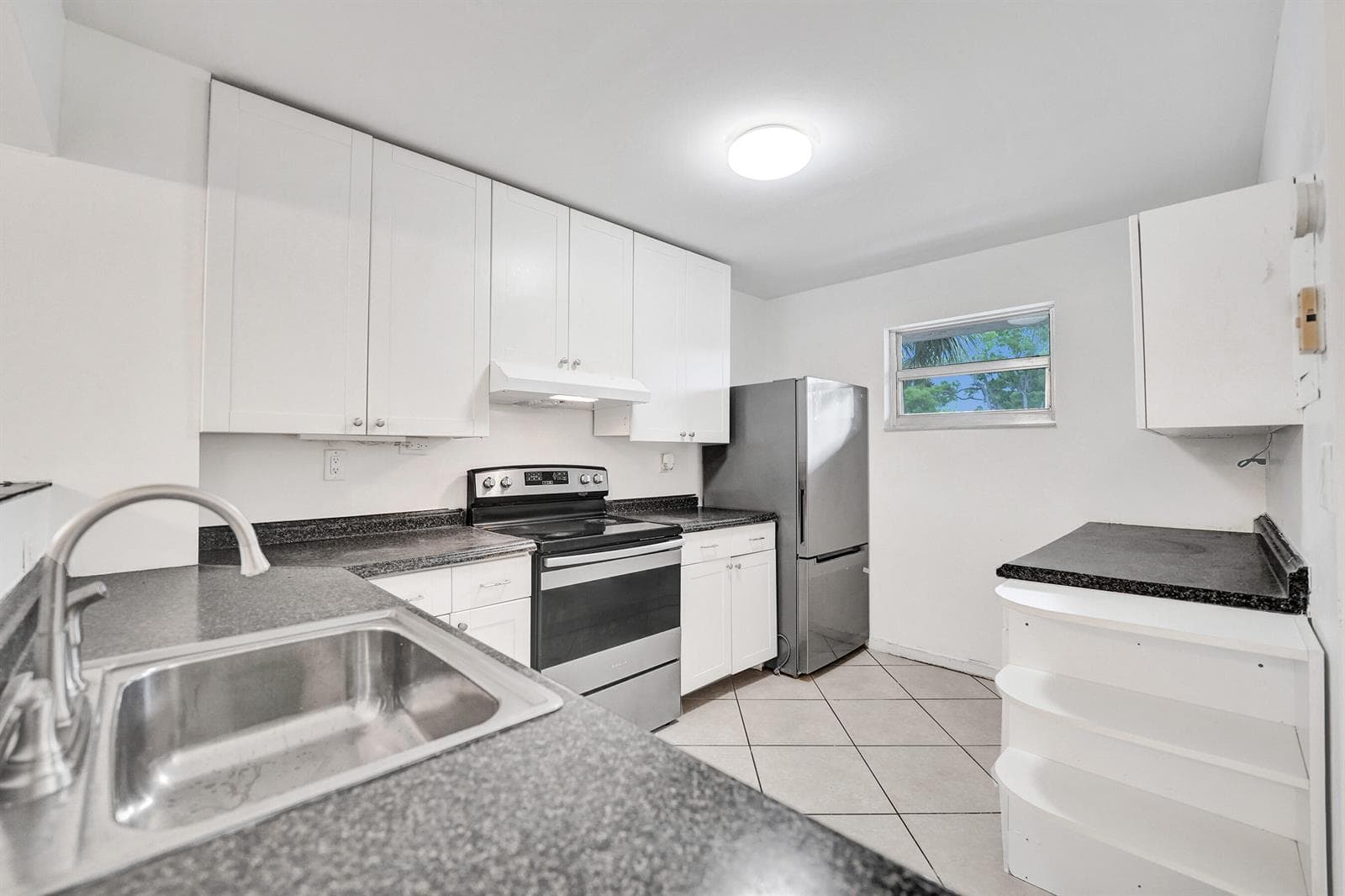 1100 NW 87th Avenue # 208, Coral Springs, FL 33071 — zdjęcie 3