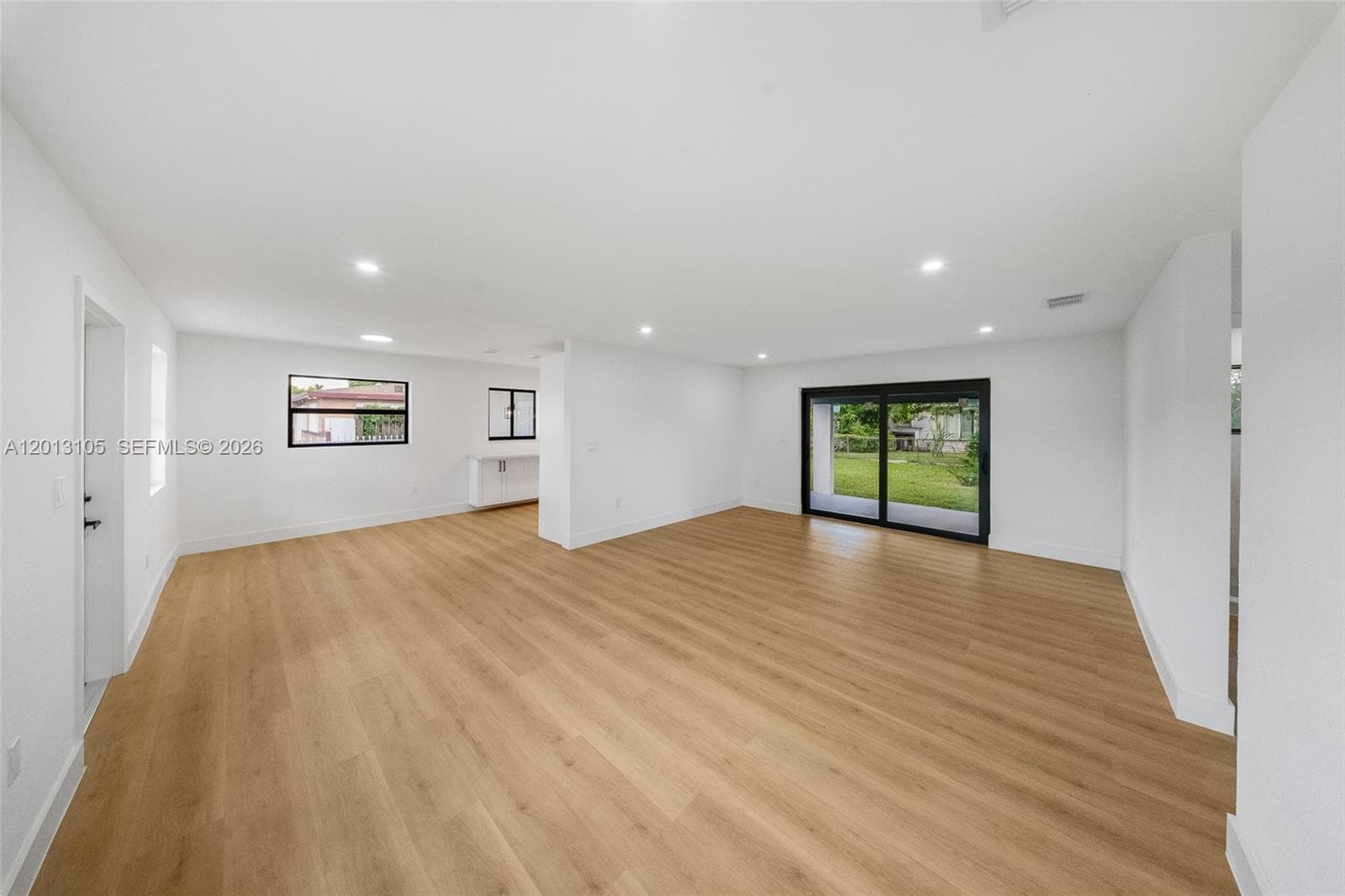 291 NW 184th Ter, Miami Gardens, FL 33169 — zdjęcie 3