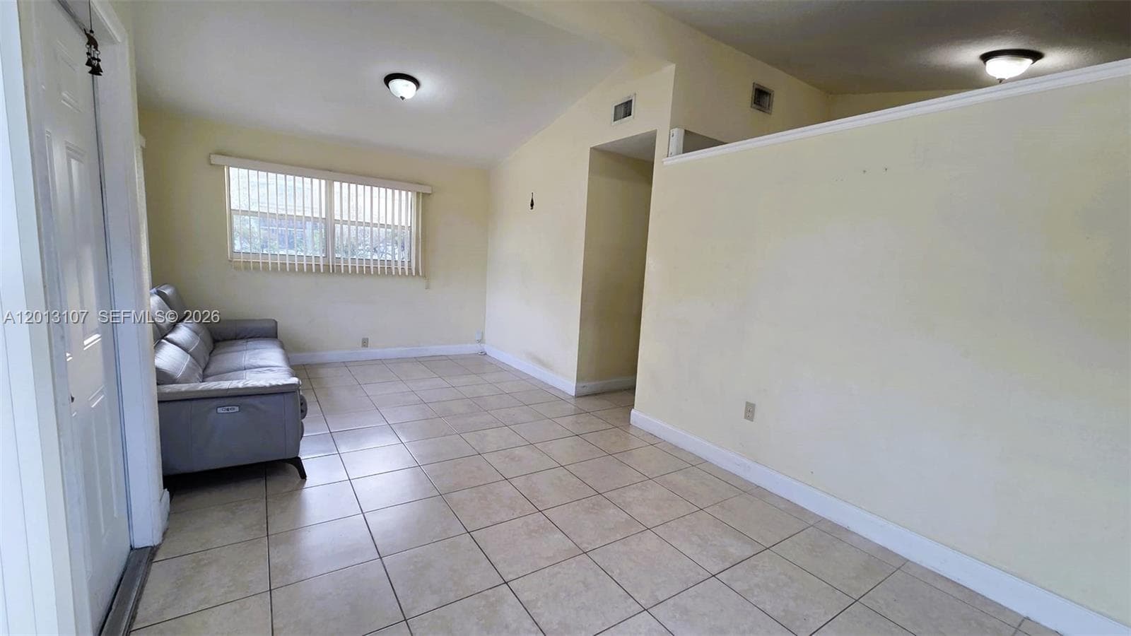 2335 NW 55th St, Miami, FL 33142 — zdjęcie 3