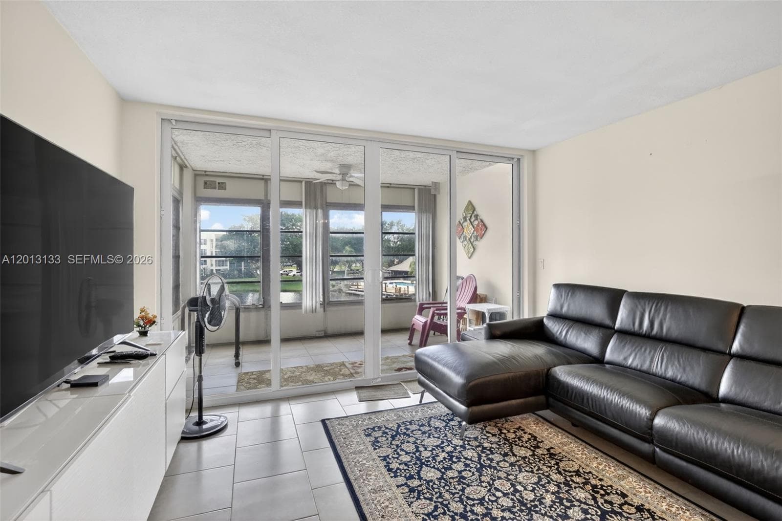 9330 Lagoon Pl # 307, Davie, FL 33324 — zdjęcie 3