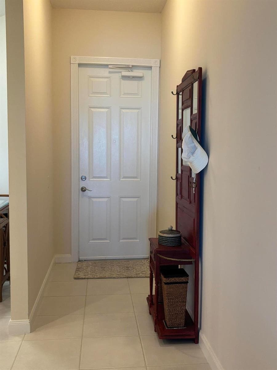 27 Harbour Isle Drive W # 305, Fort Pierce, FL 34949 — zdjęcie 2