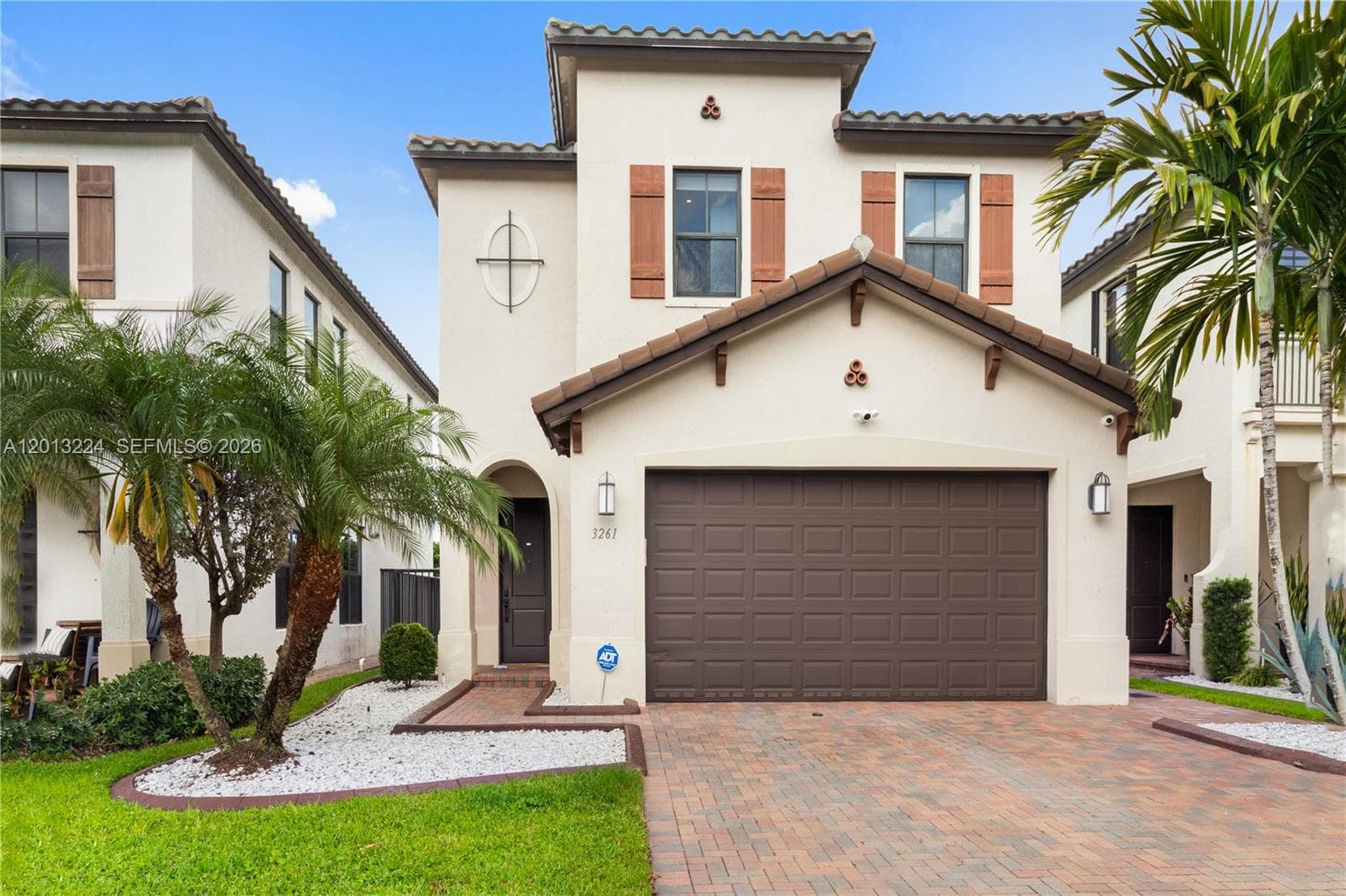 3261 W 99th Pl, Hialeah, FL 33018 — zdjęcie 2