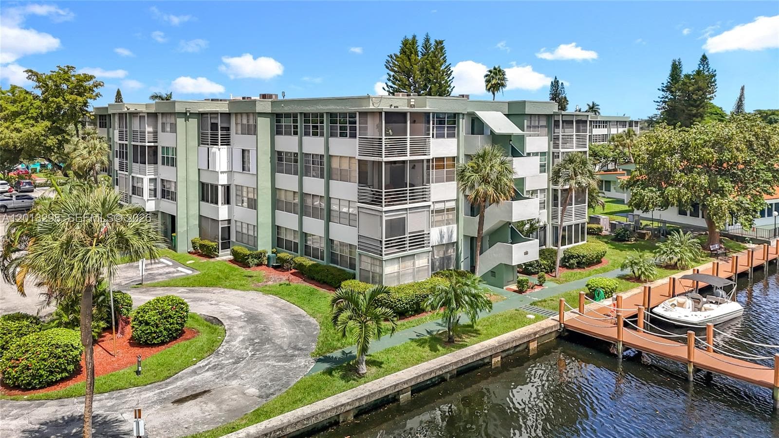2751 Taft St # 304, Hollywood, FL 33020