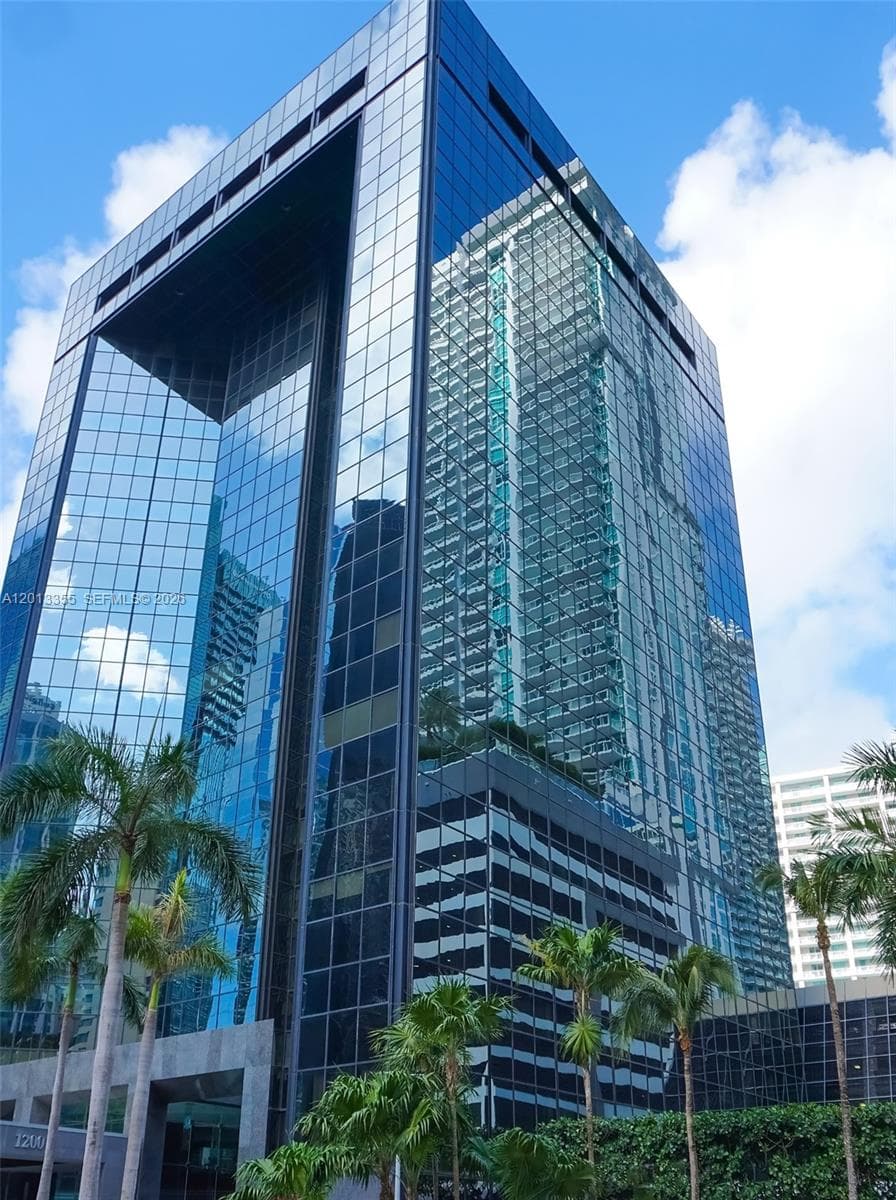1200 Brickell Ave # 505-B, Miami, FL 33131
