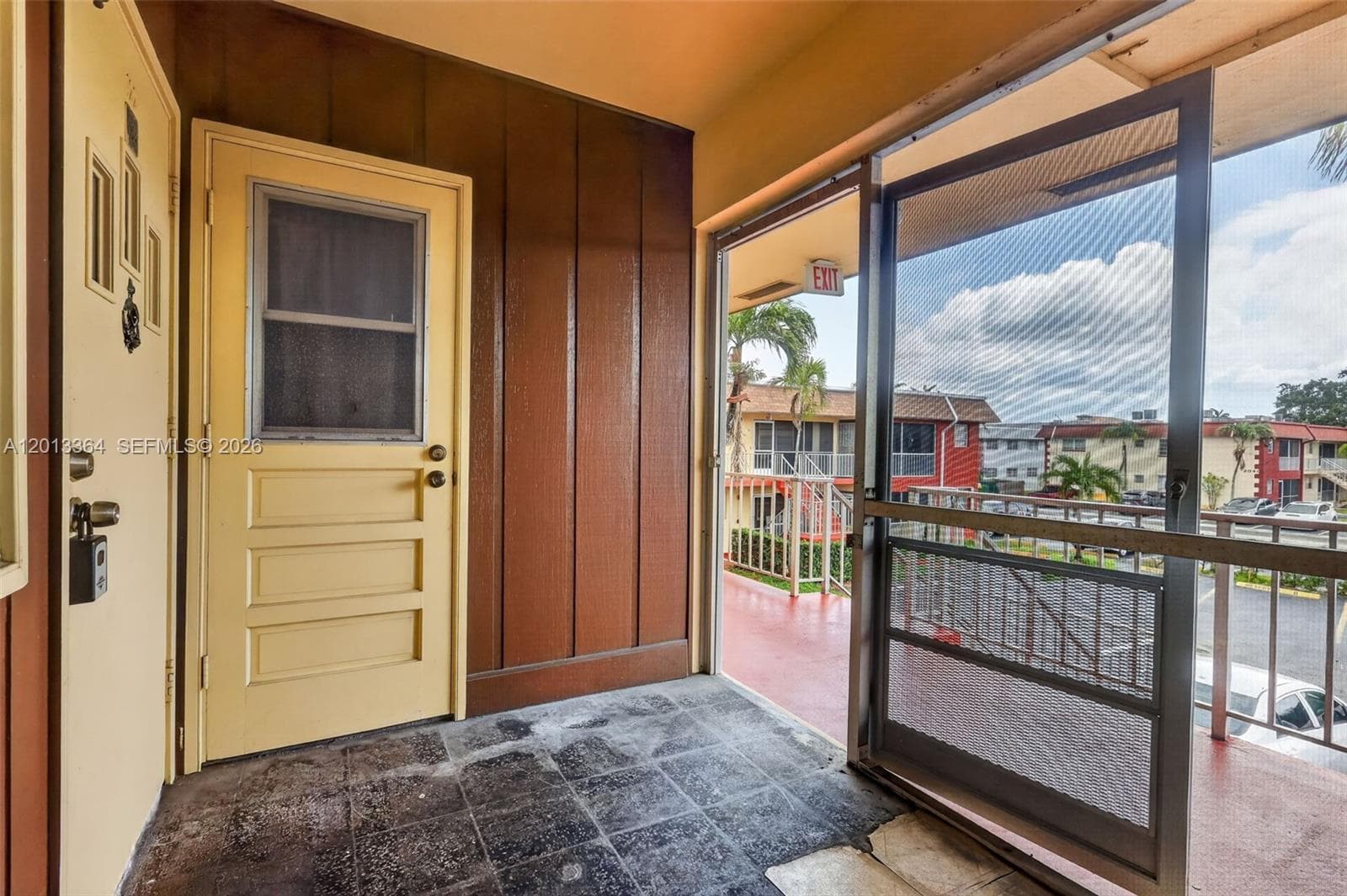 2040 NW 81st Ave # 122, Pembroke Pines, FL 33024 — zdjęcie 5