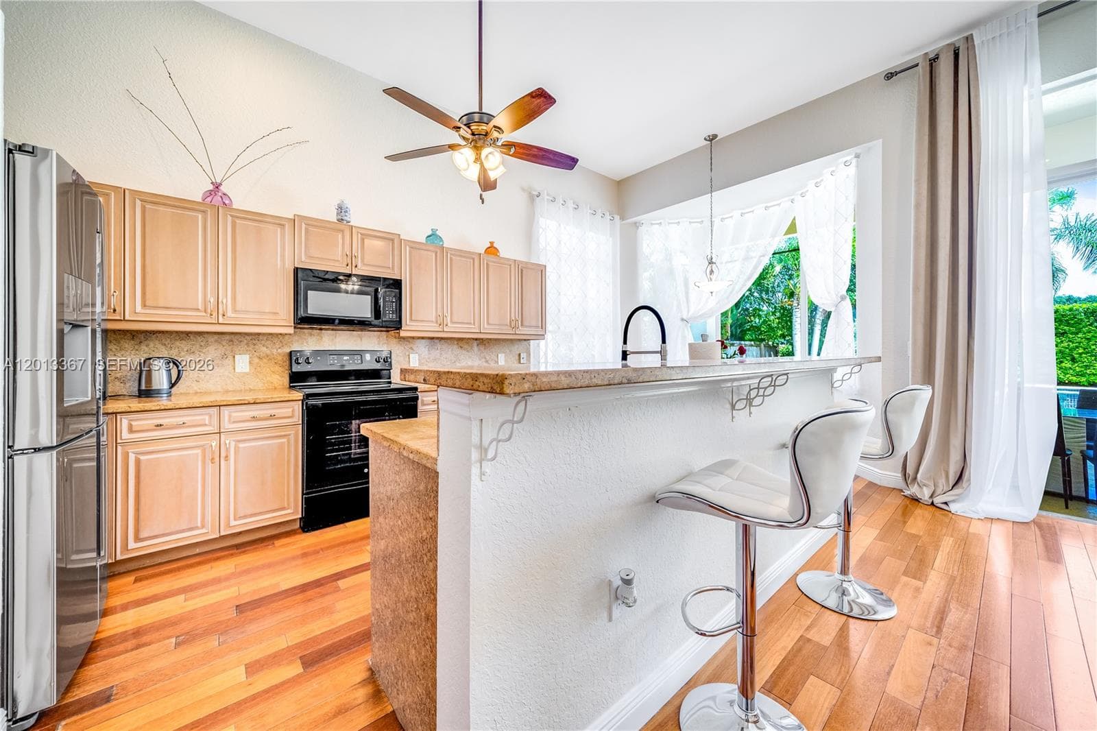 1241 S 13th Ave, Hollywood, FL 33019 — zdjęcie 3