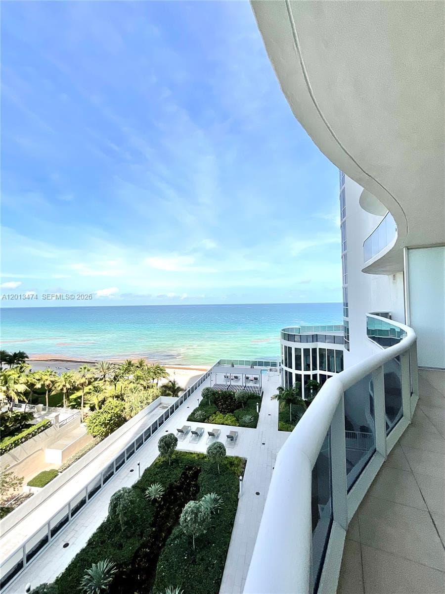 16001 Collins Ave # 703, Sunny Isles Beach, FL 33160
