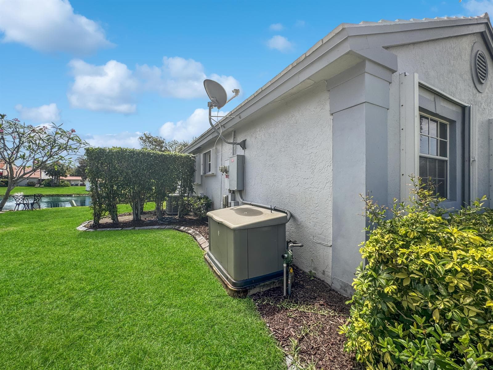 180 NW 47th Avenue, Deerfield Beach, FL 33442 — zdjęcie 2