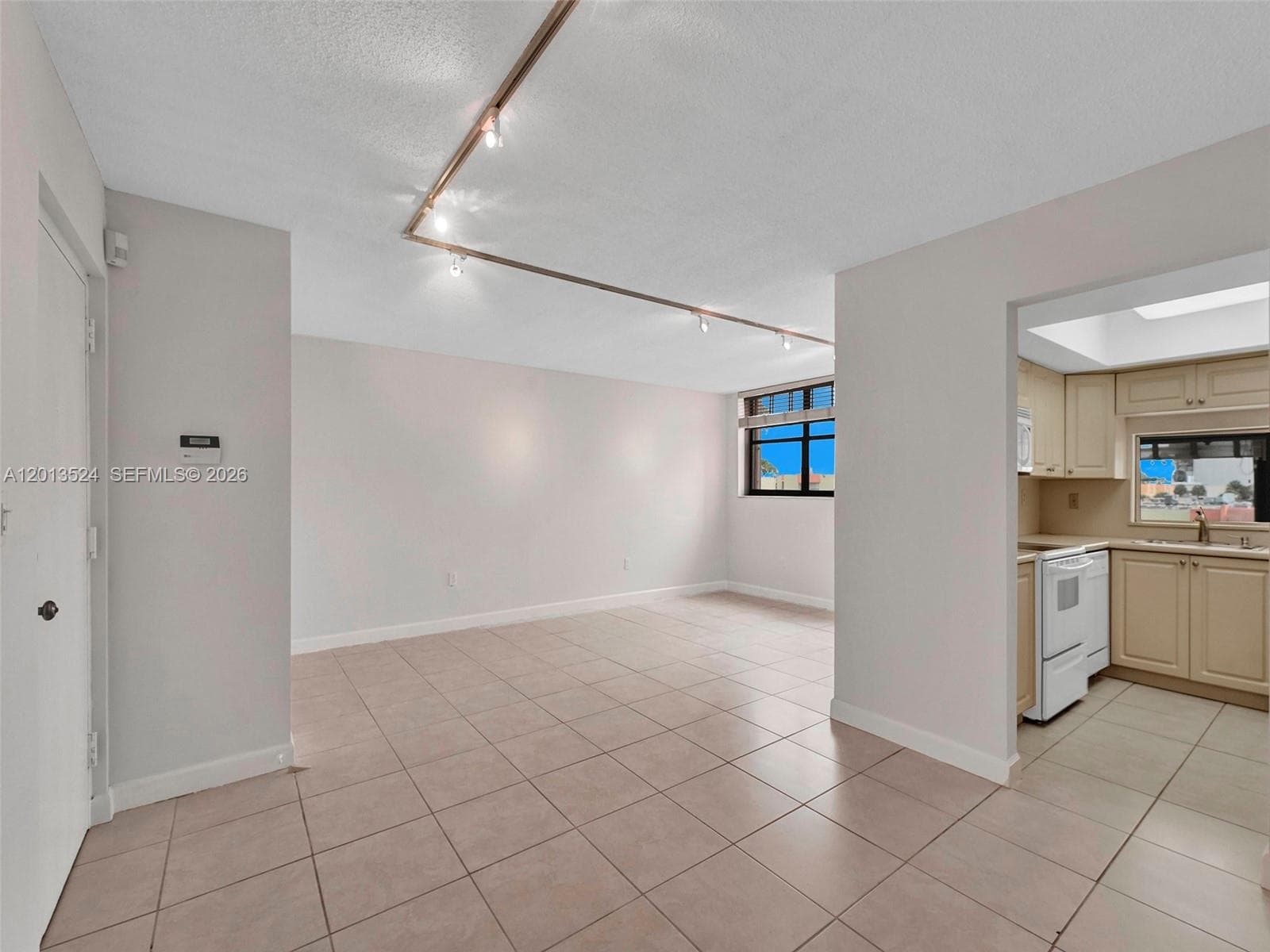 9420 W Flagler St # 312, Miami, FL 33174 — zdjęcie 4
