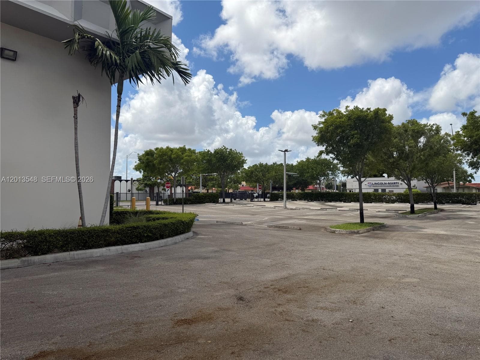 1601 E 4th Ave, Hialeah, FL 33010 — zdjęcie 4