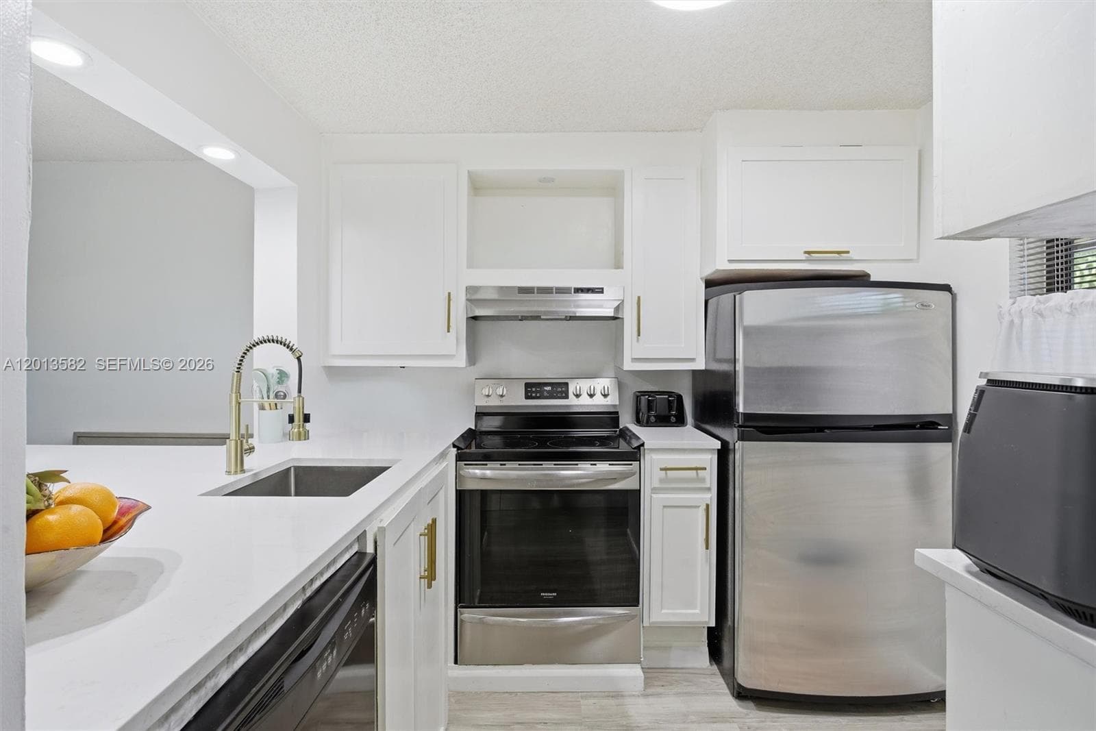5501 Lakeside Dr # 204, Margate, FL 33063 — zdjęcie 3