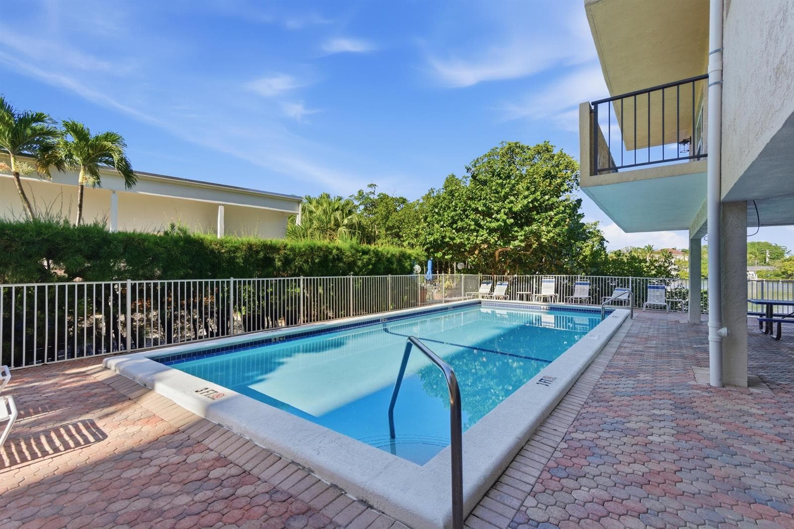 3581 S Ocean Boulevard # Apt 4e, South Palm Beach, FL 33480 — zdjęcie 2