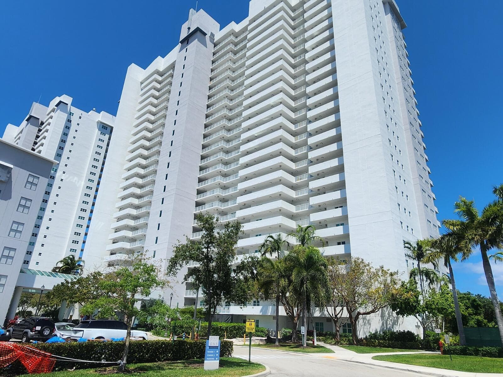 15051 Royal Oaks Lane # 202, North Miami, FL 33181 — zdjęcie 2