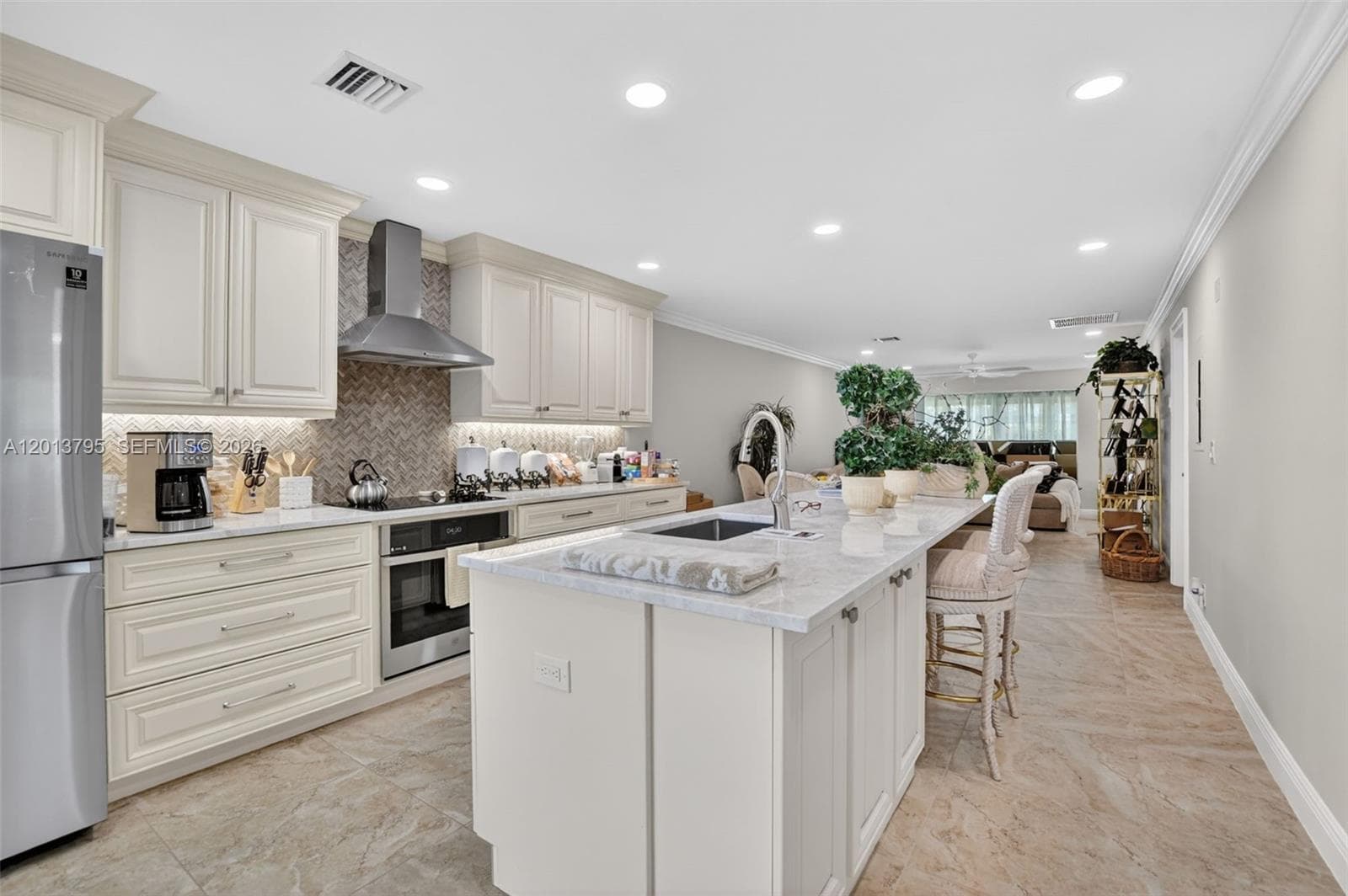 8749 Belle Aire Dr, Boca Raton, FL 33433 — zdjęcie 2