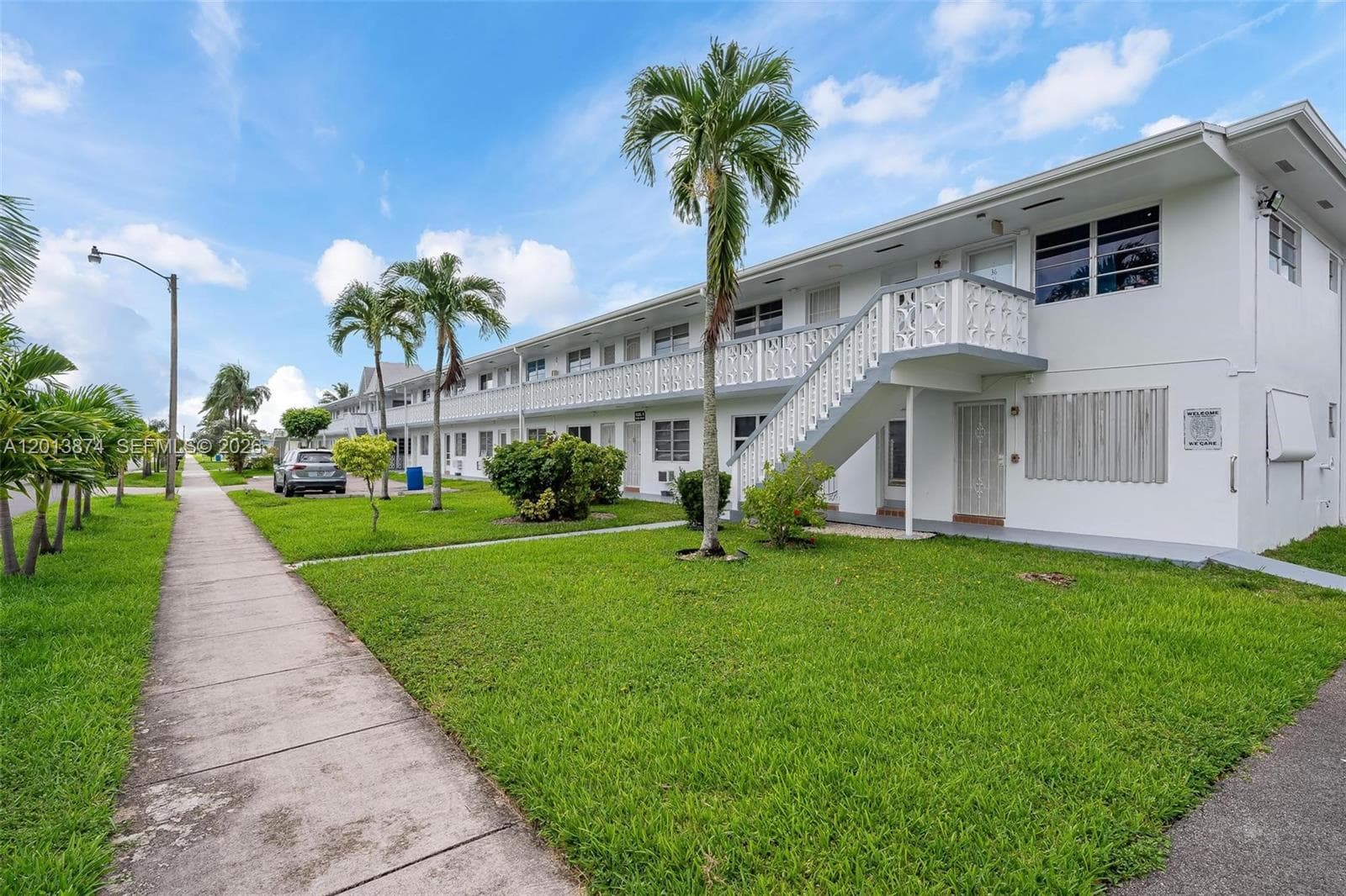 50 NW 204th St # H7, Miami Gardens, FL 33169 — zdjęcie 2