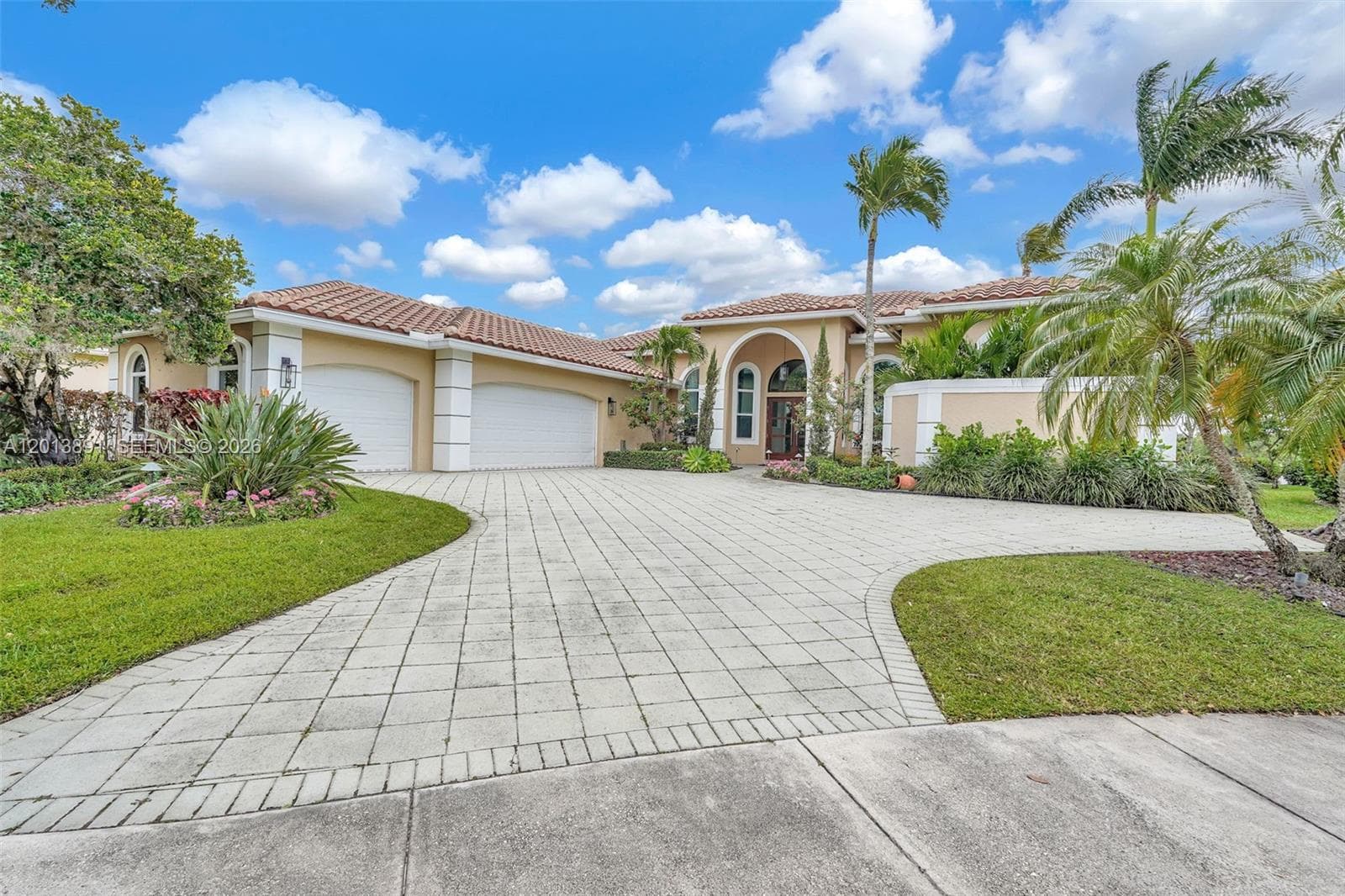 2715 Edgewater Court, Weston, FL 33332 — zdjęcie 2