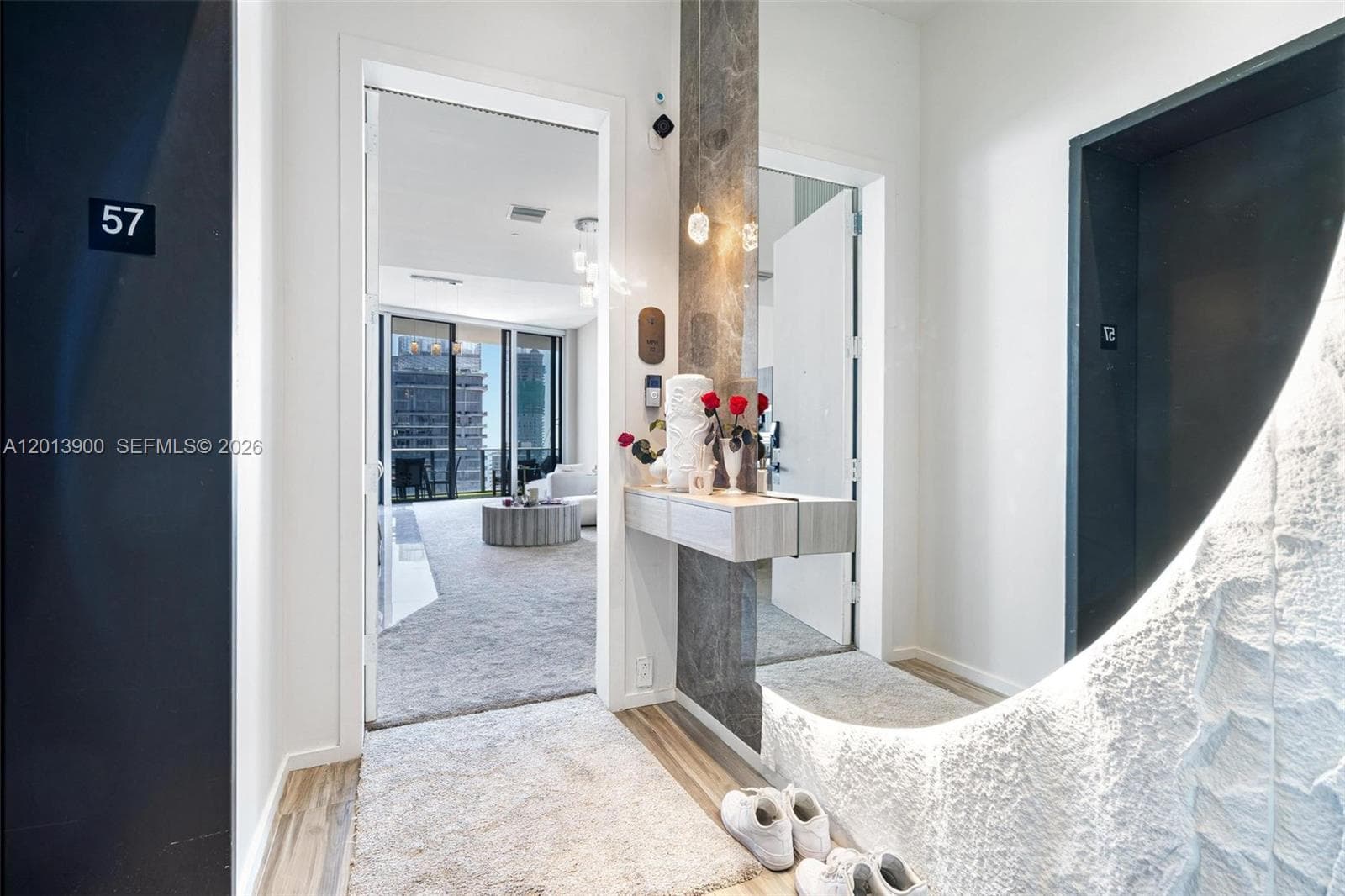 801 S Miami Ave # 5702, Miami, FL 33130