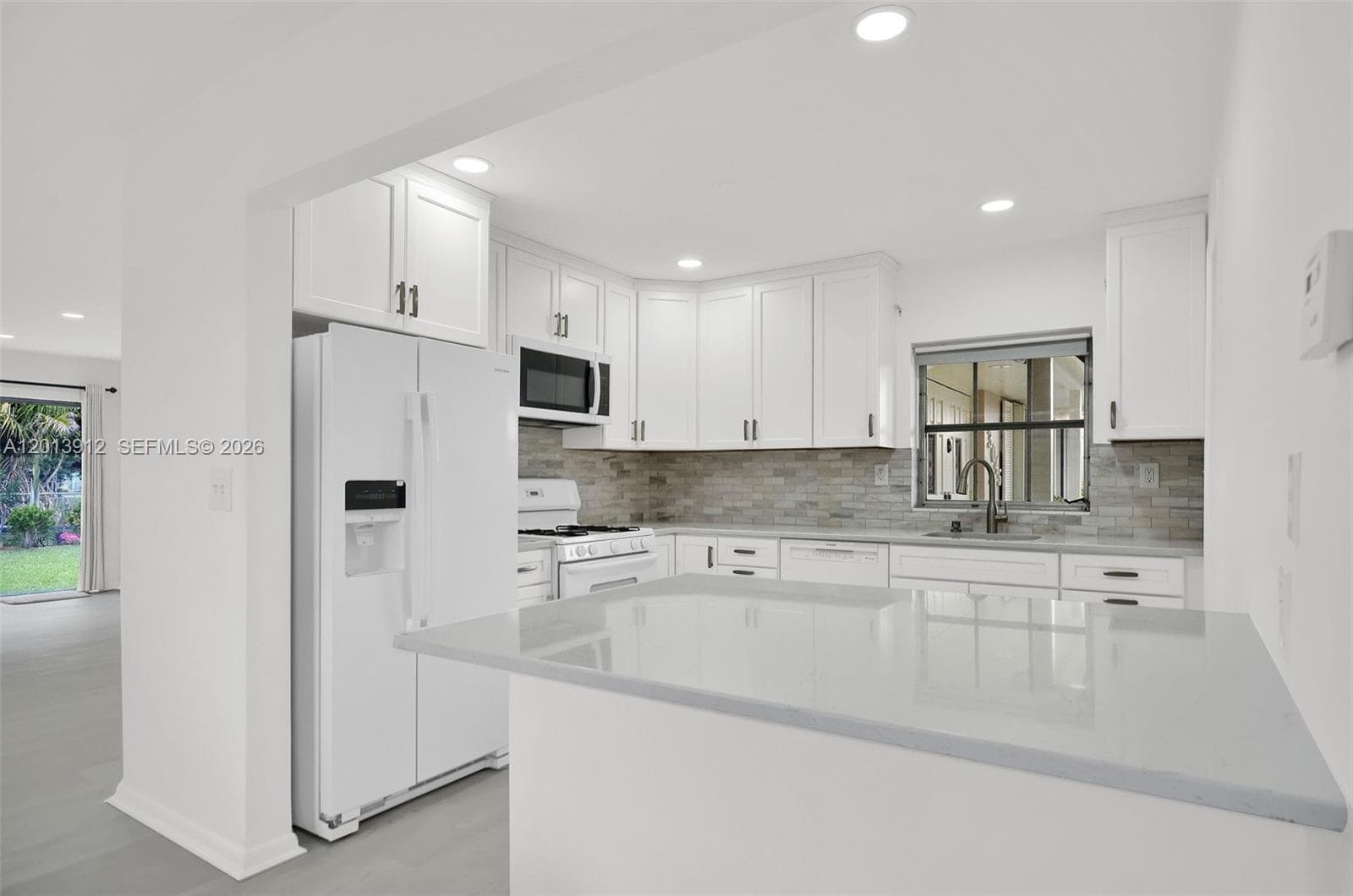 3045 SW 124th Ct, Miami, FL 33175 — zdjęcie 2